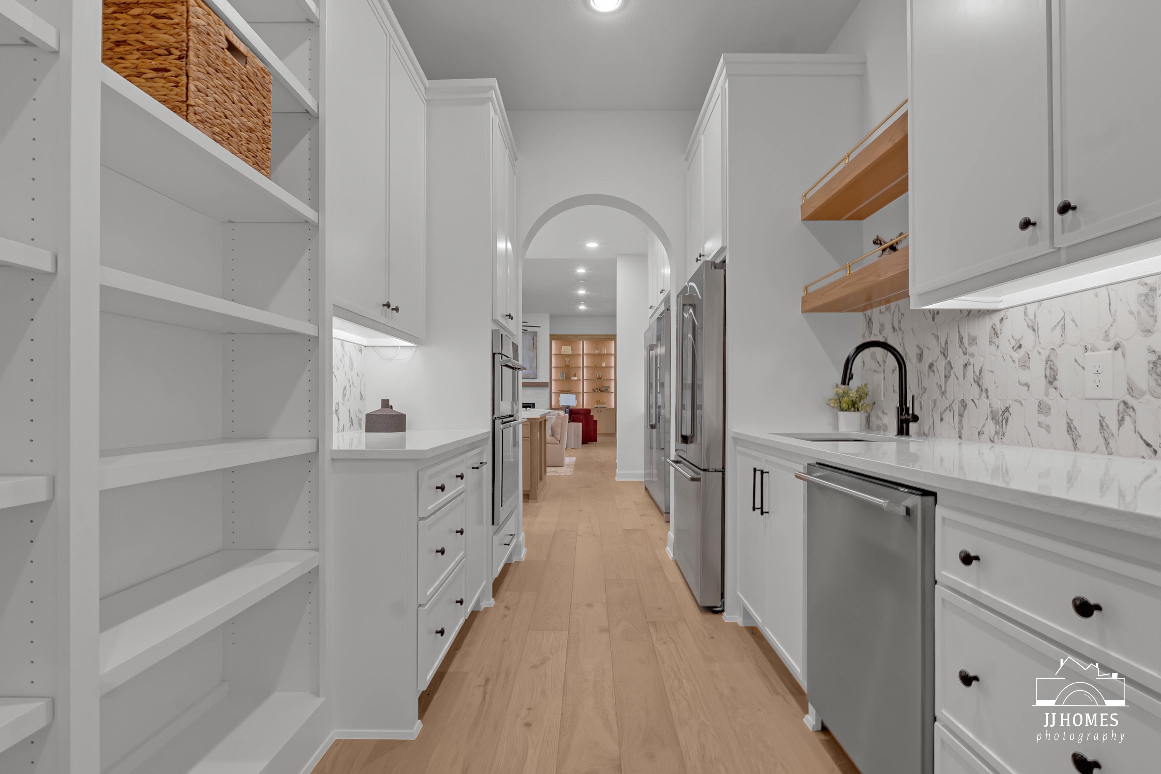 15228 S 27TH E AVE - Gallery Image 9