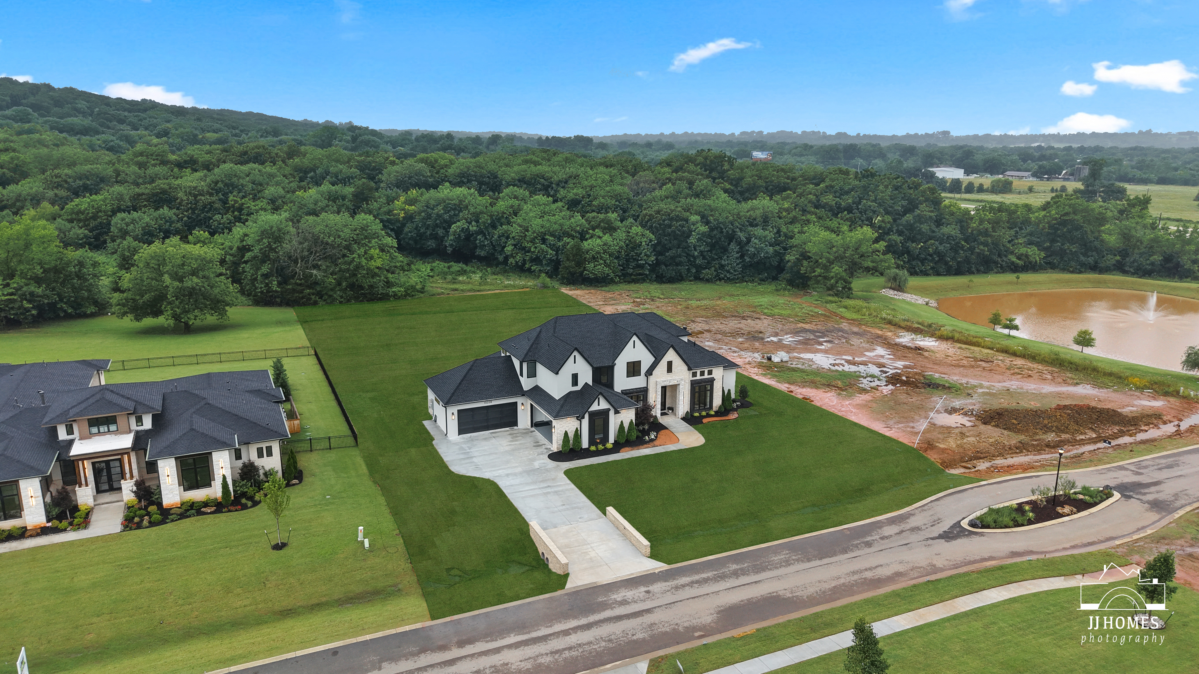 15228 S 27TH E AVE - Gallery Image 19