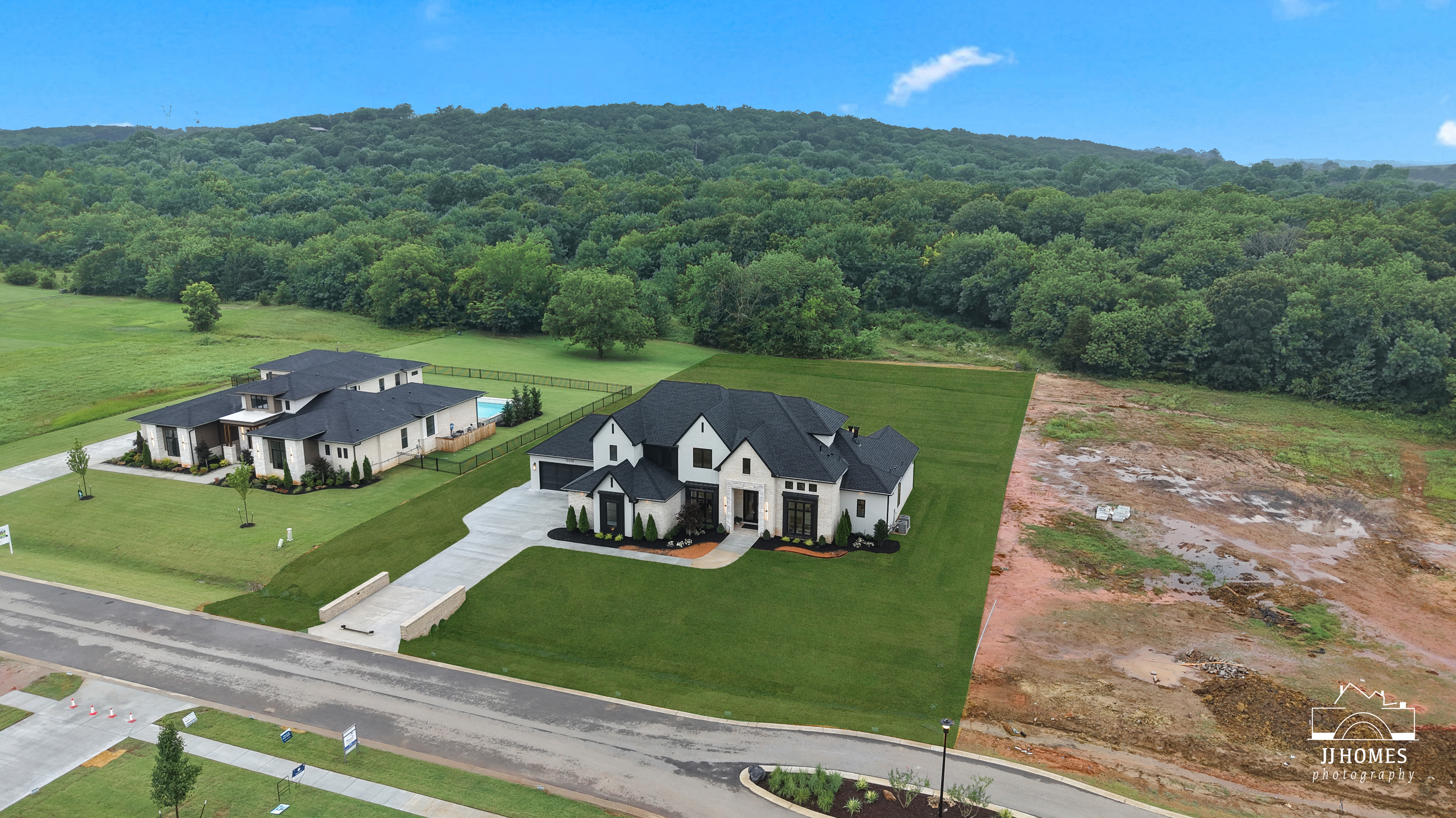 15228 S 27TH E AVE - Gallery Image 31