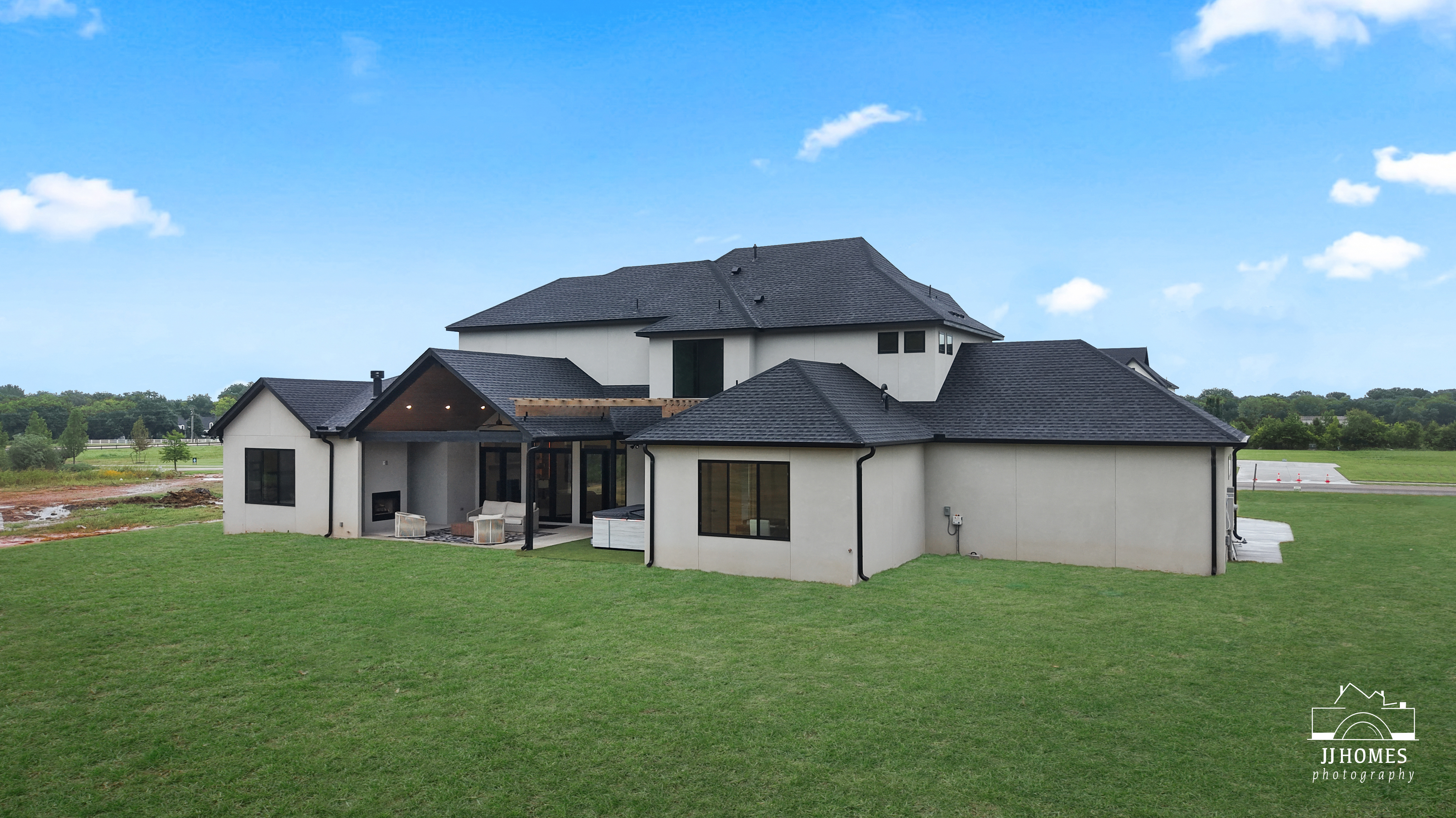 15228 S 27TH E AVE - Gallery Image 34