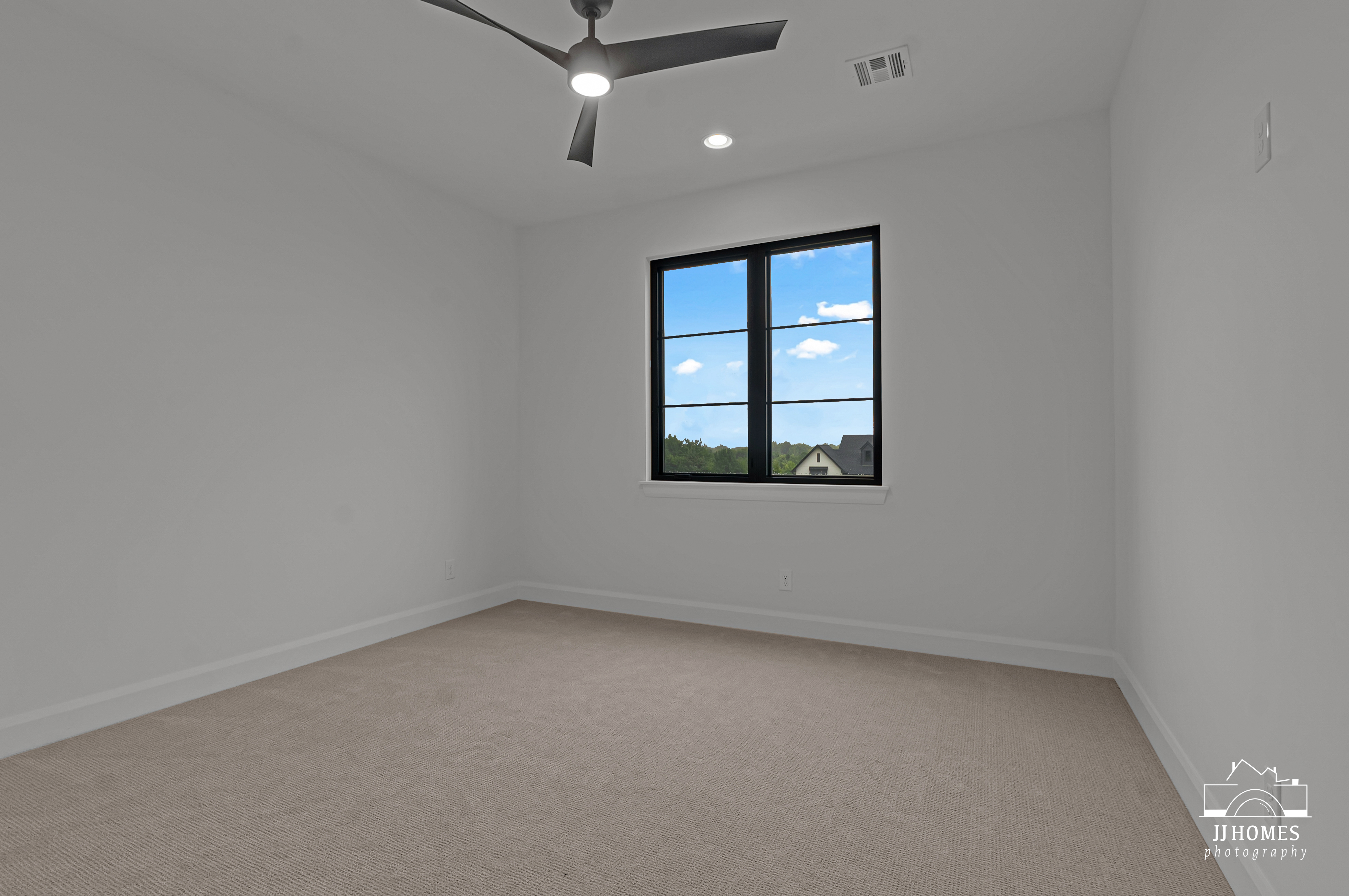 15228 S 27TH E AVE - Gallery Image 40
