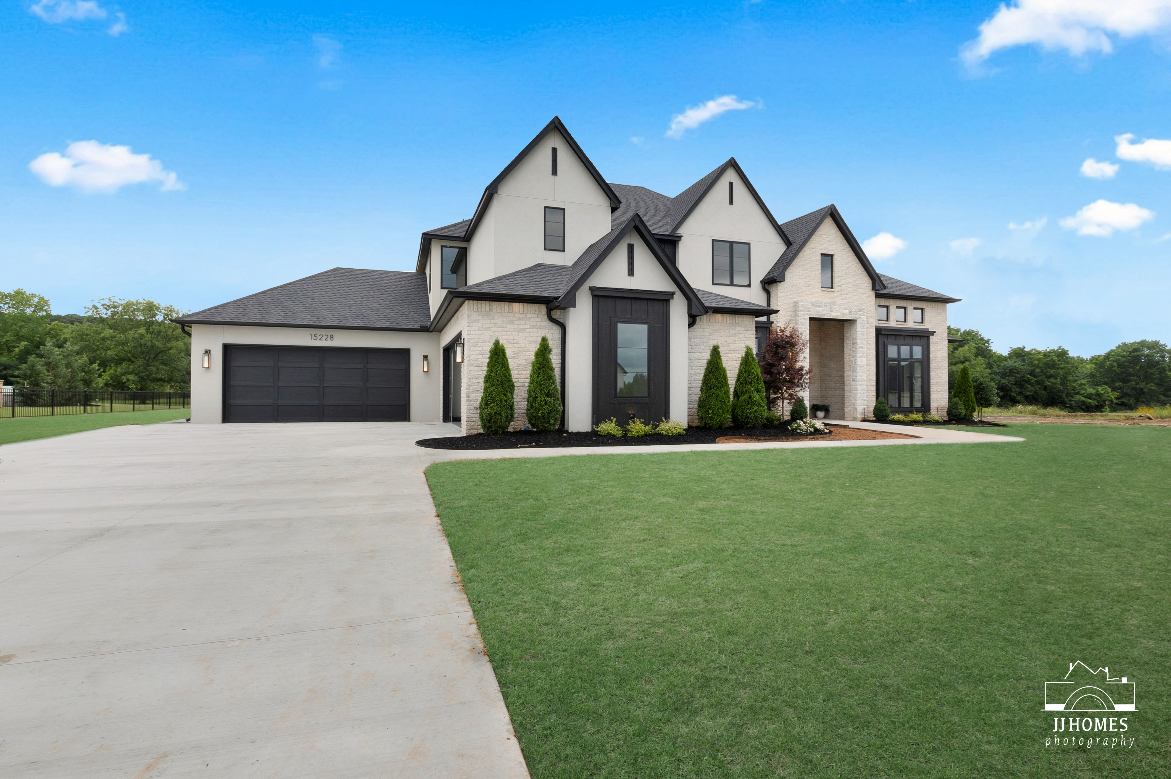 15228 S 27TH E AVE - Gallery Image 82