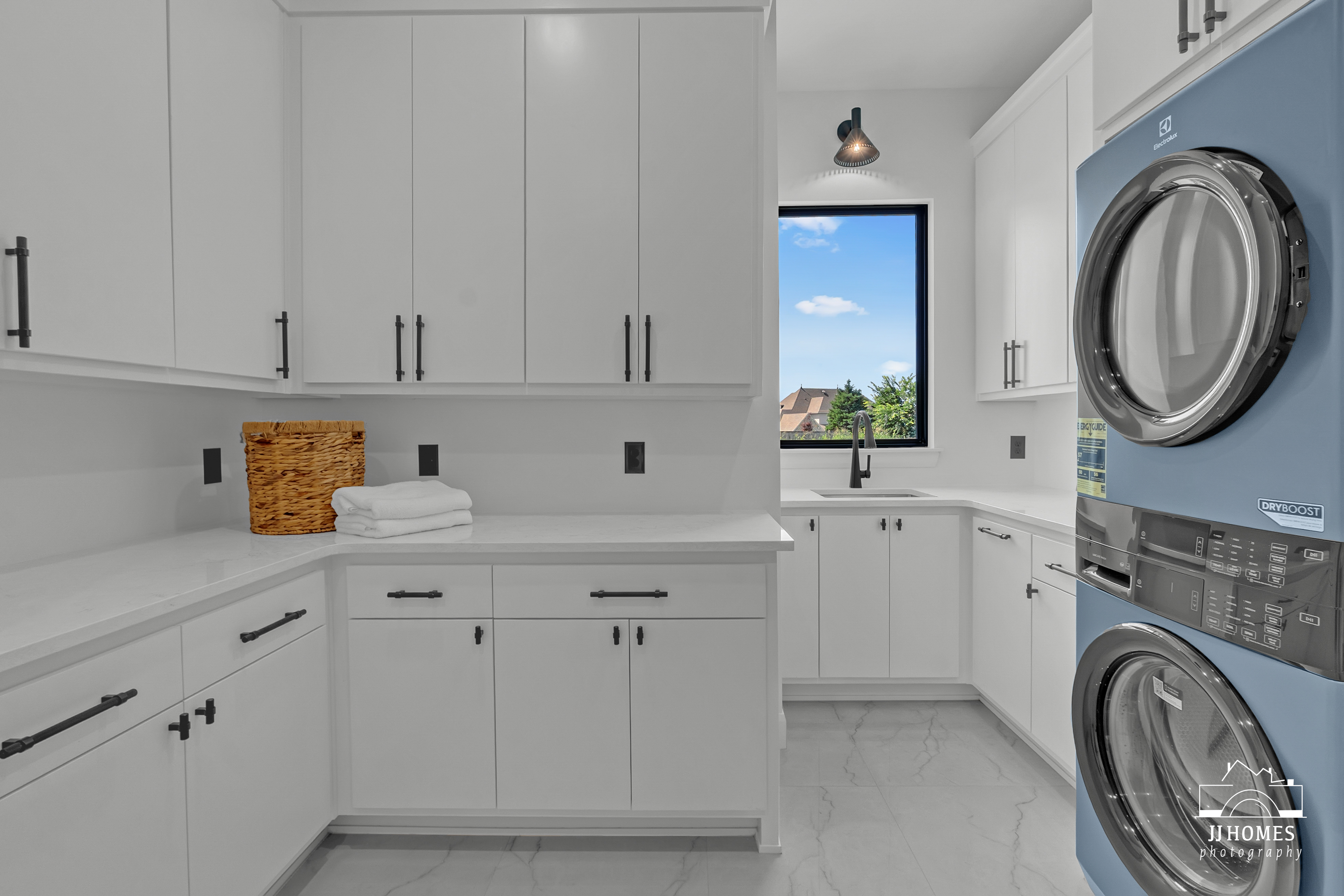 10609 S HOLLEY ST - Gallery Image 23
