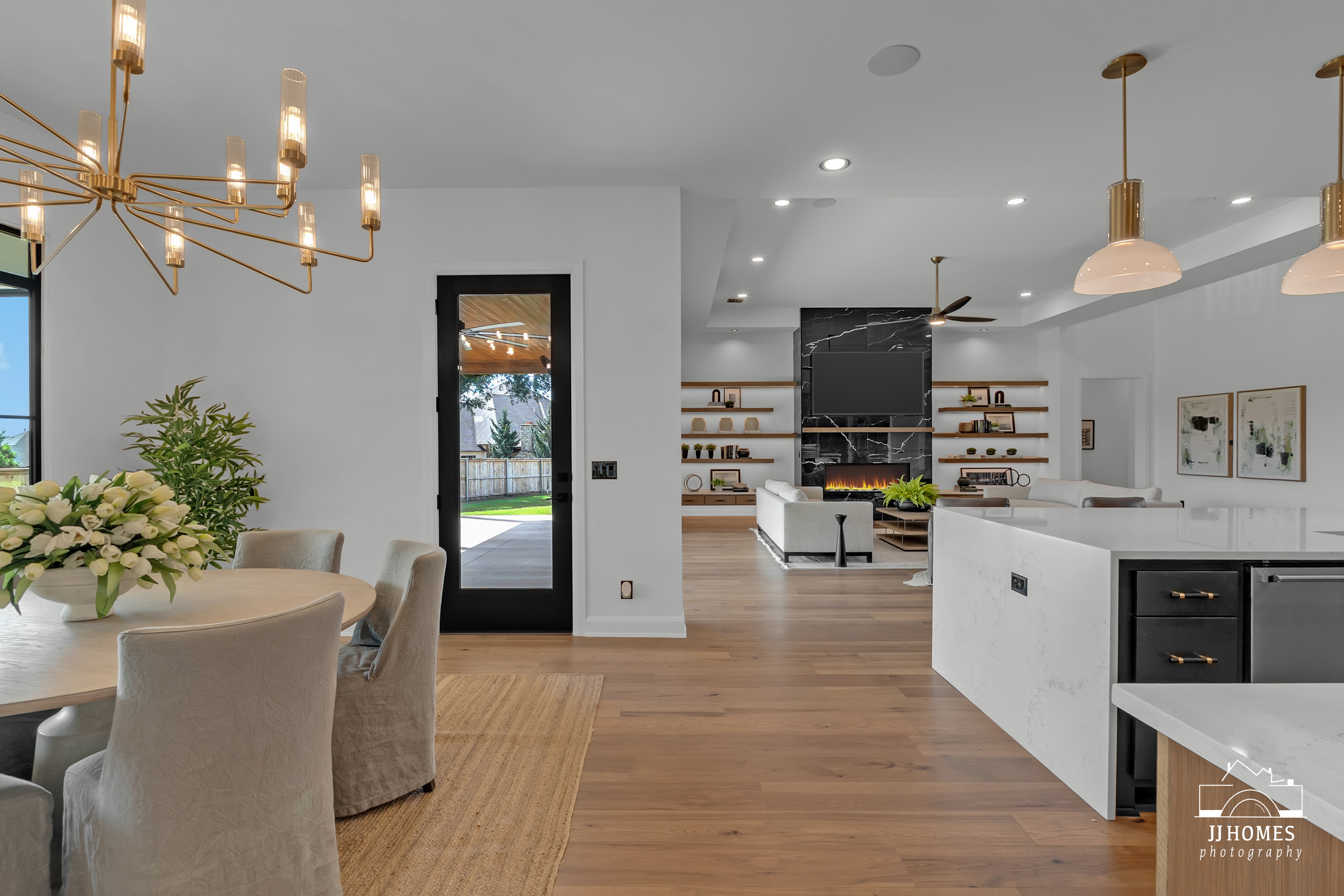 10609 S HOLLEY ST - Gallery Image 28