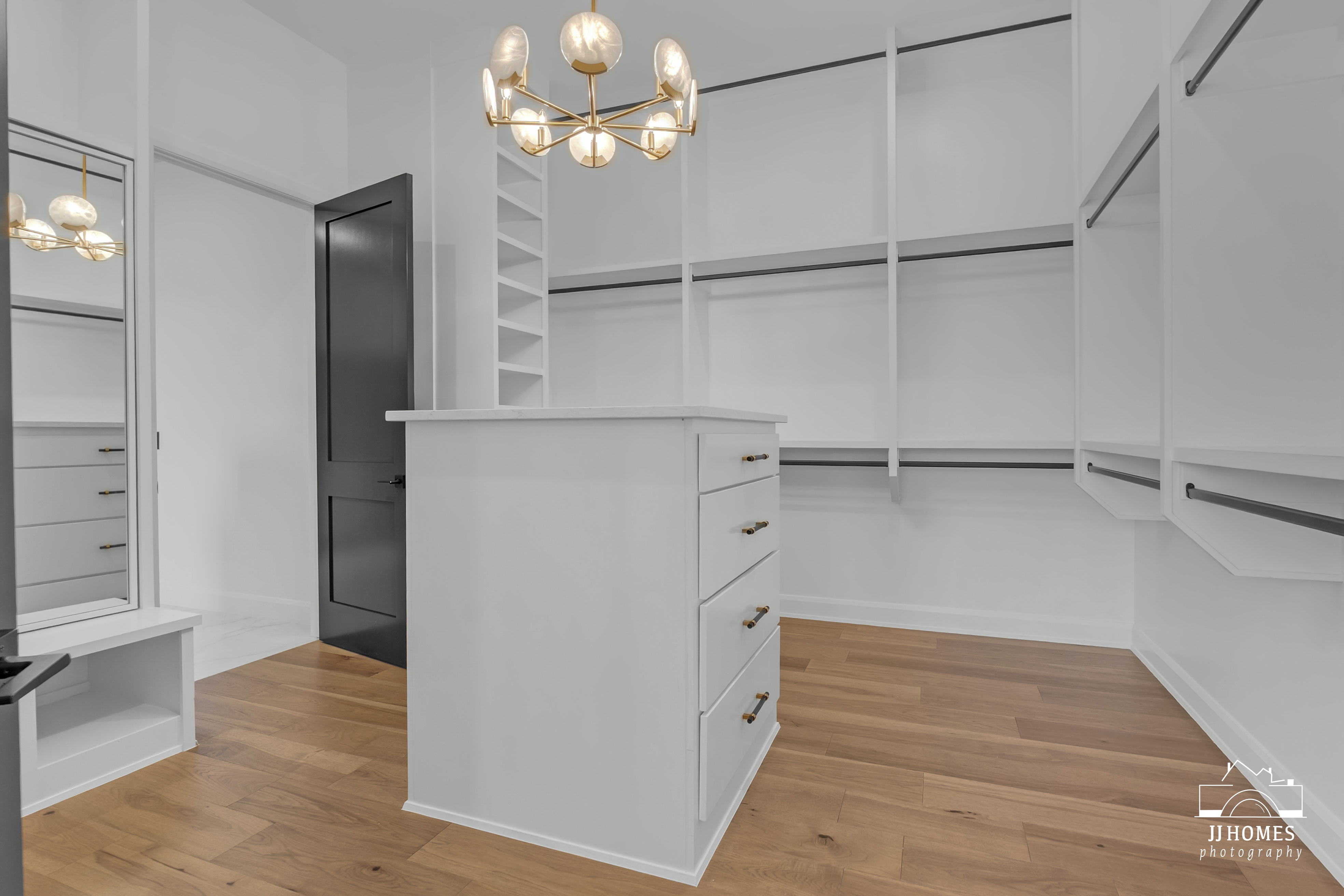 10609 S HOLLEY ST - Gallery Image 33