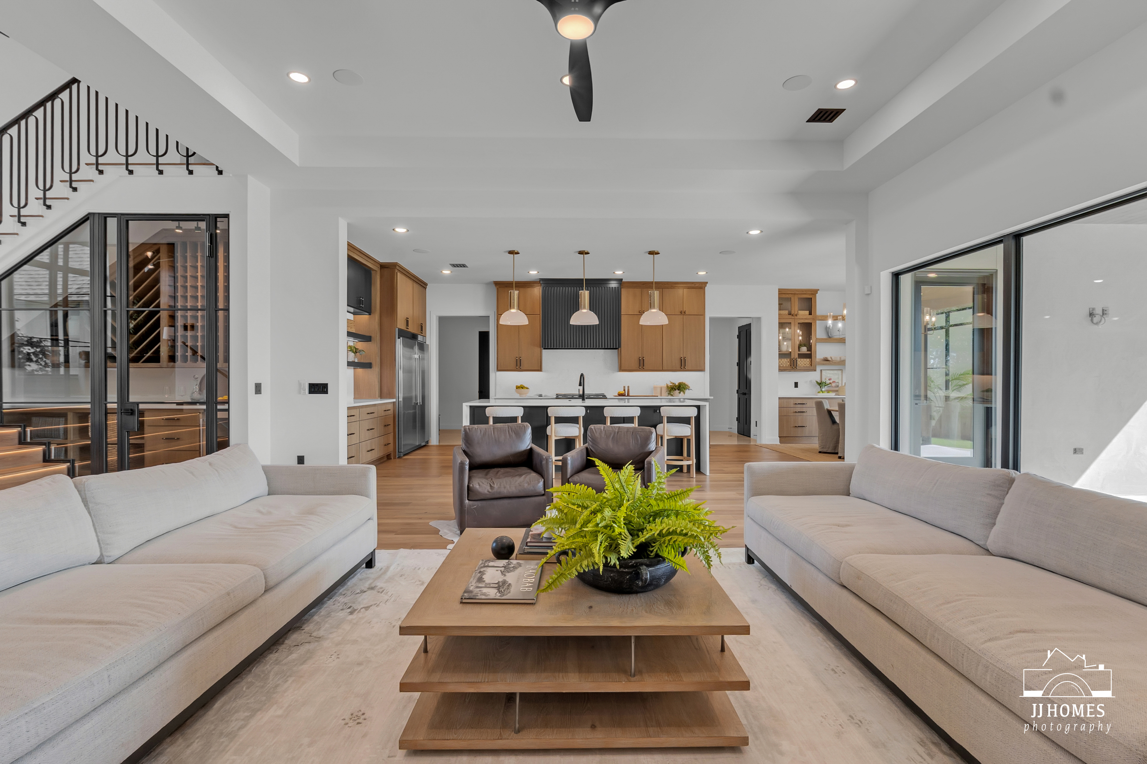 10609 S HOLLEY ST - Gallery Image 34
