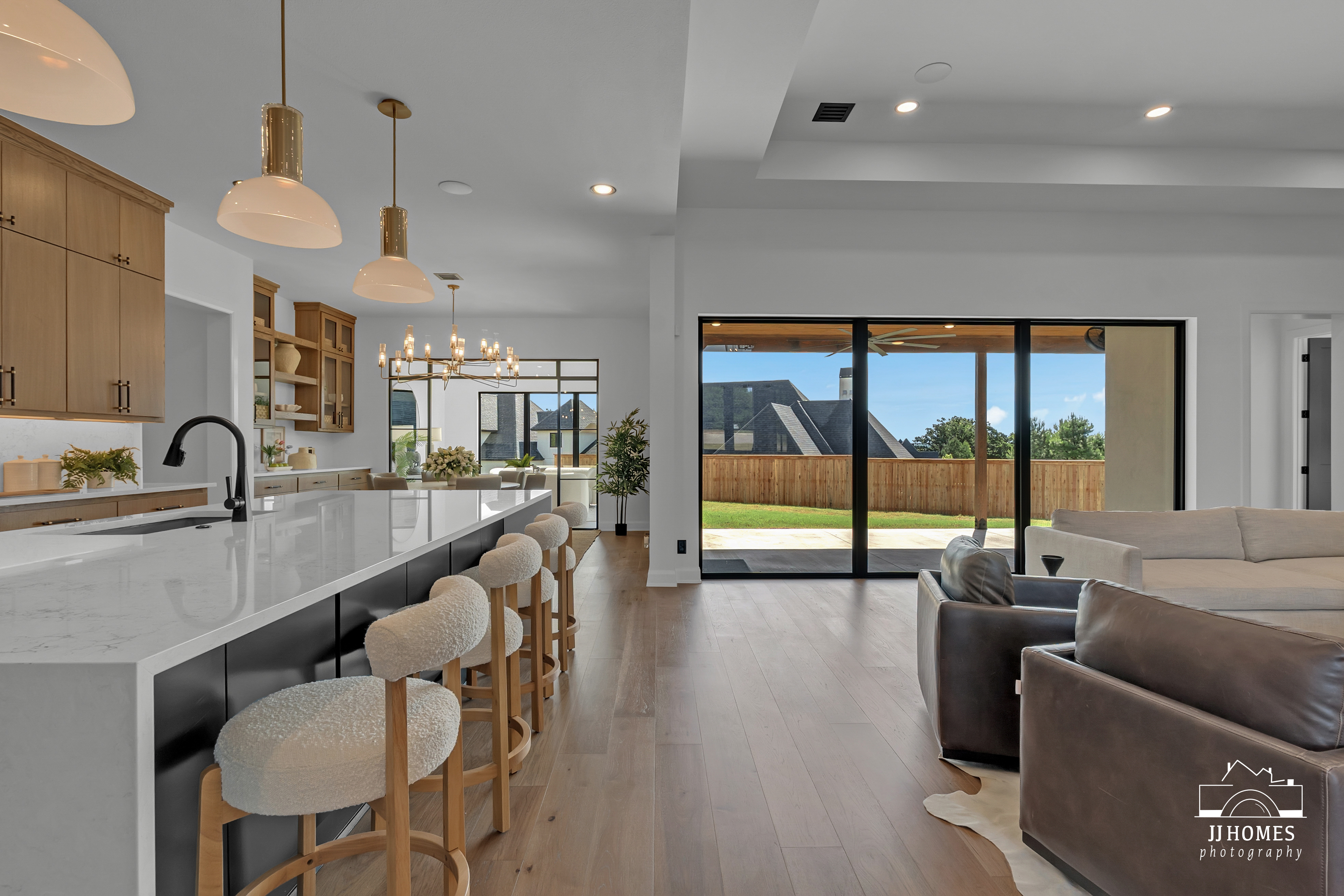 10609 S HOLLEY ST - Gallery Image 35