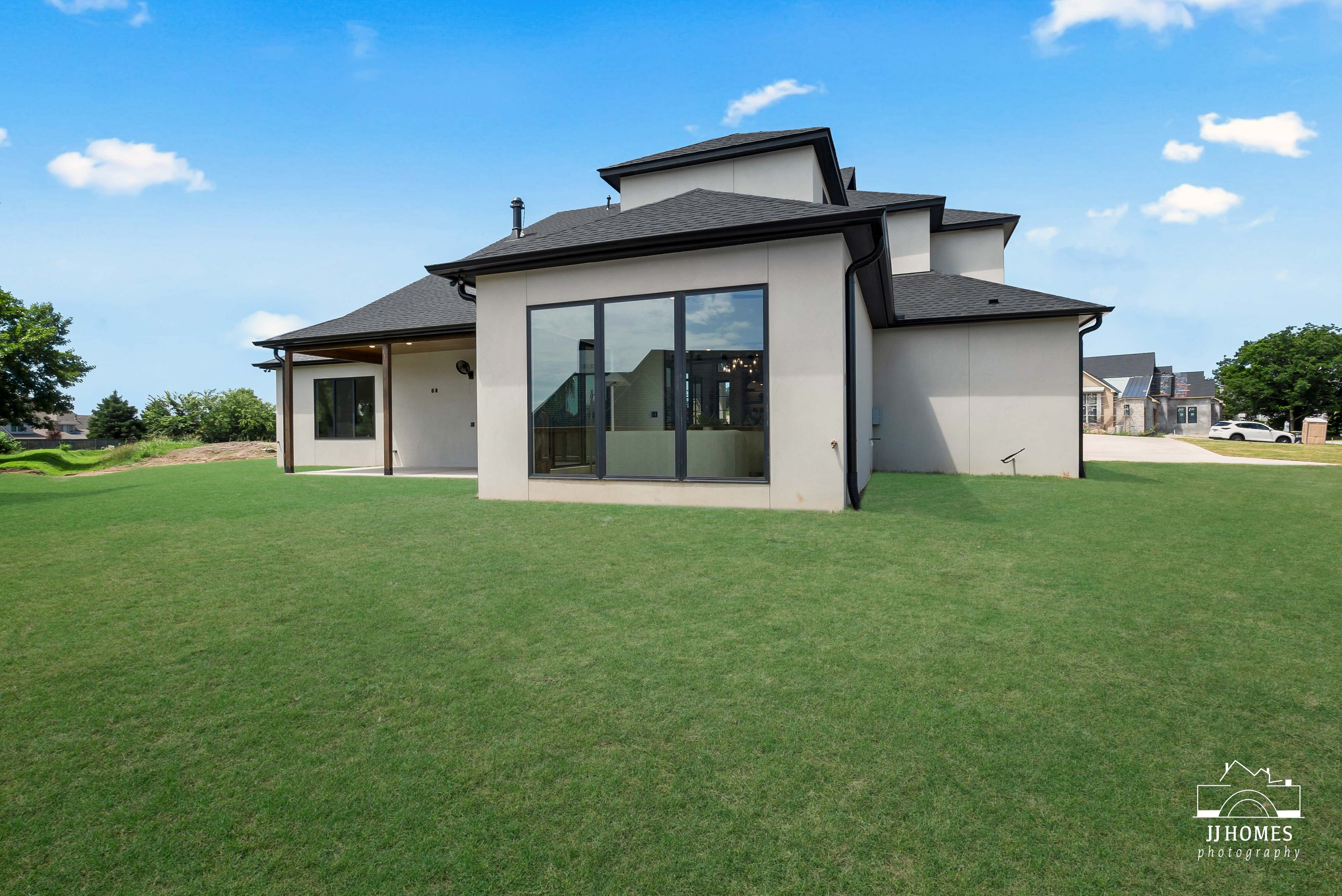 10609 S HOLLEY ST - Gallery Image 42