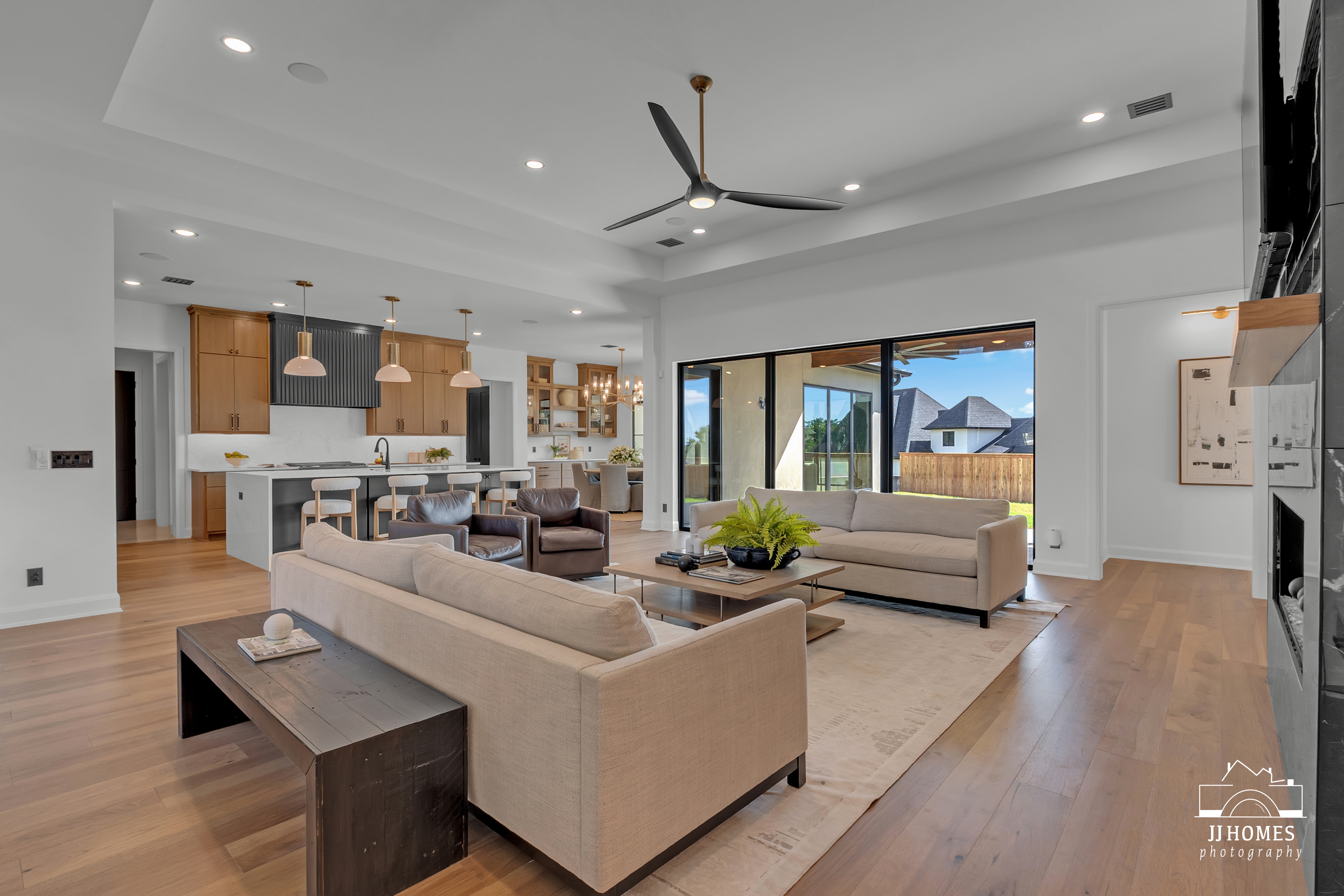 10609 S HOLLEY ST - Gallery Image 52