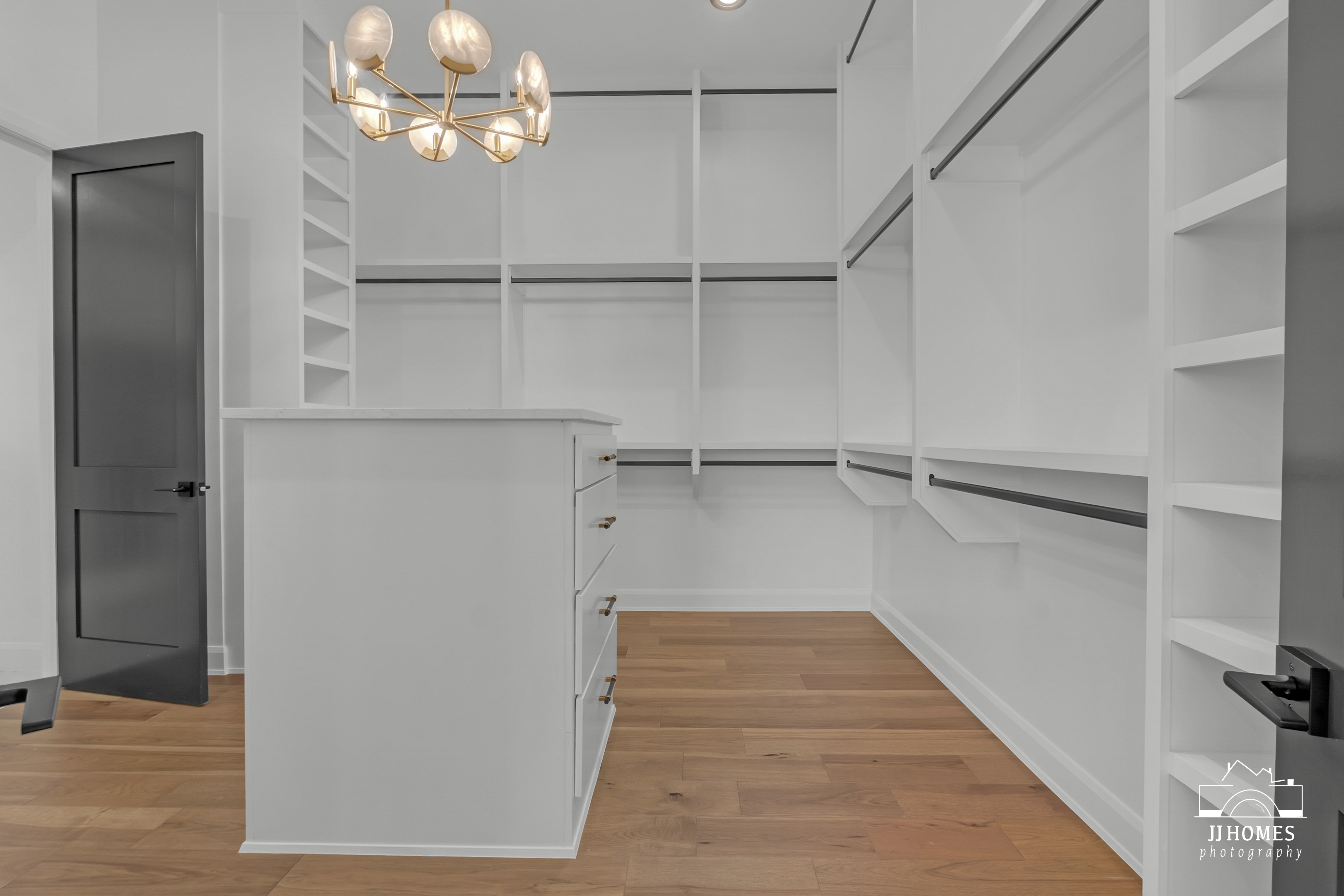 10609 S HOLLEY ST - Gallery Image 100
