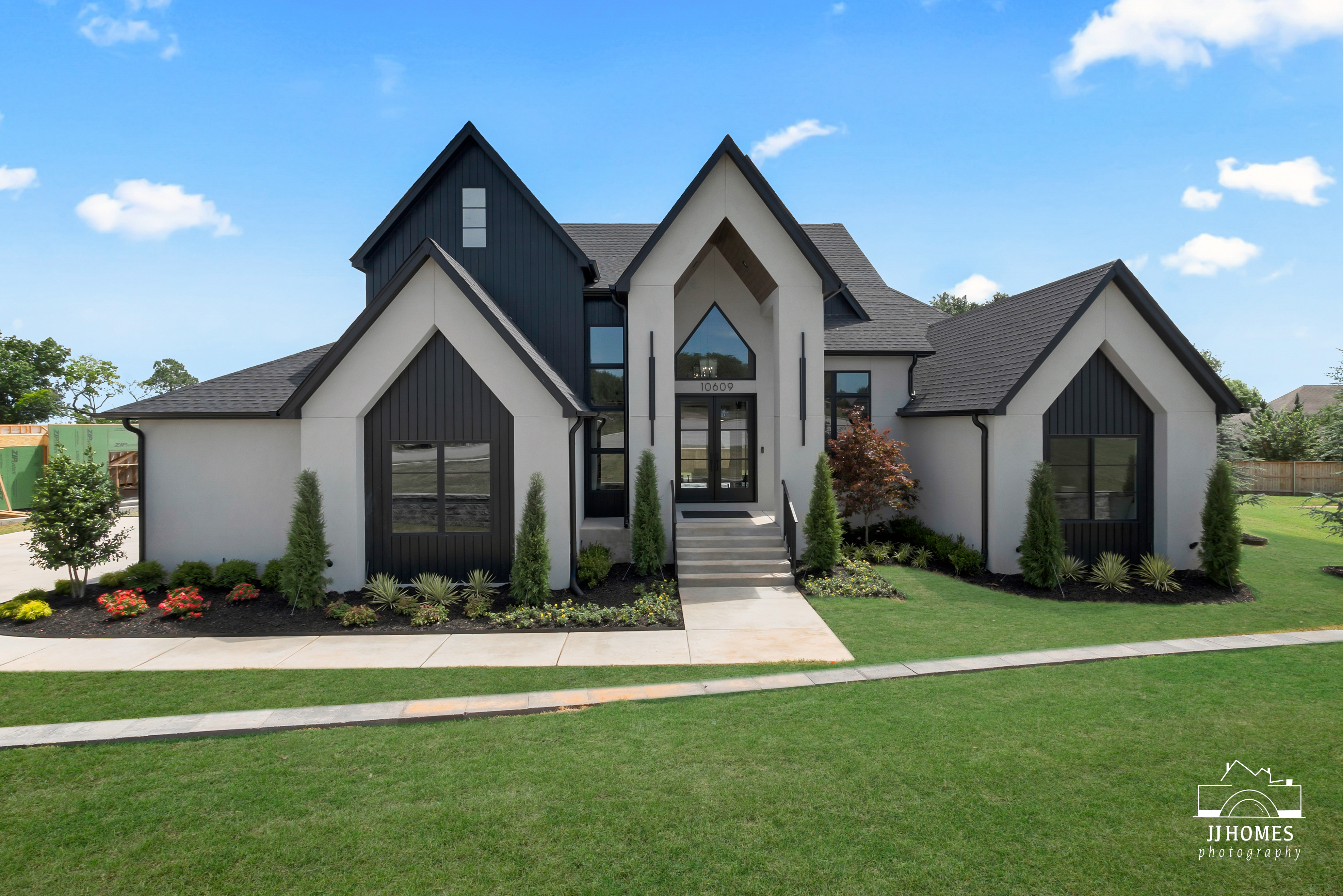10609 S HOLLEY ST - Gallery Image 101