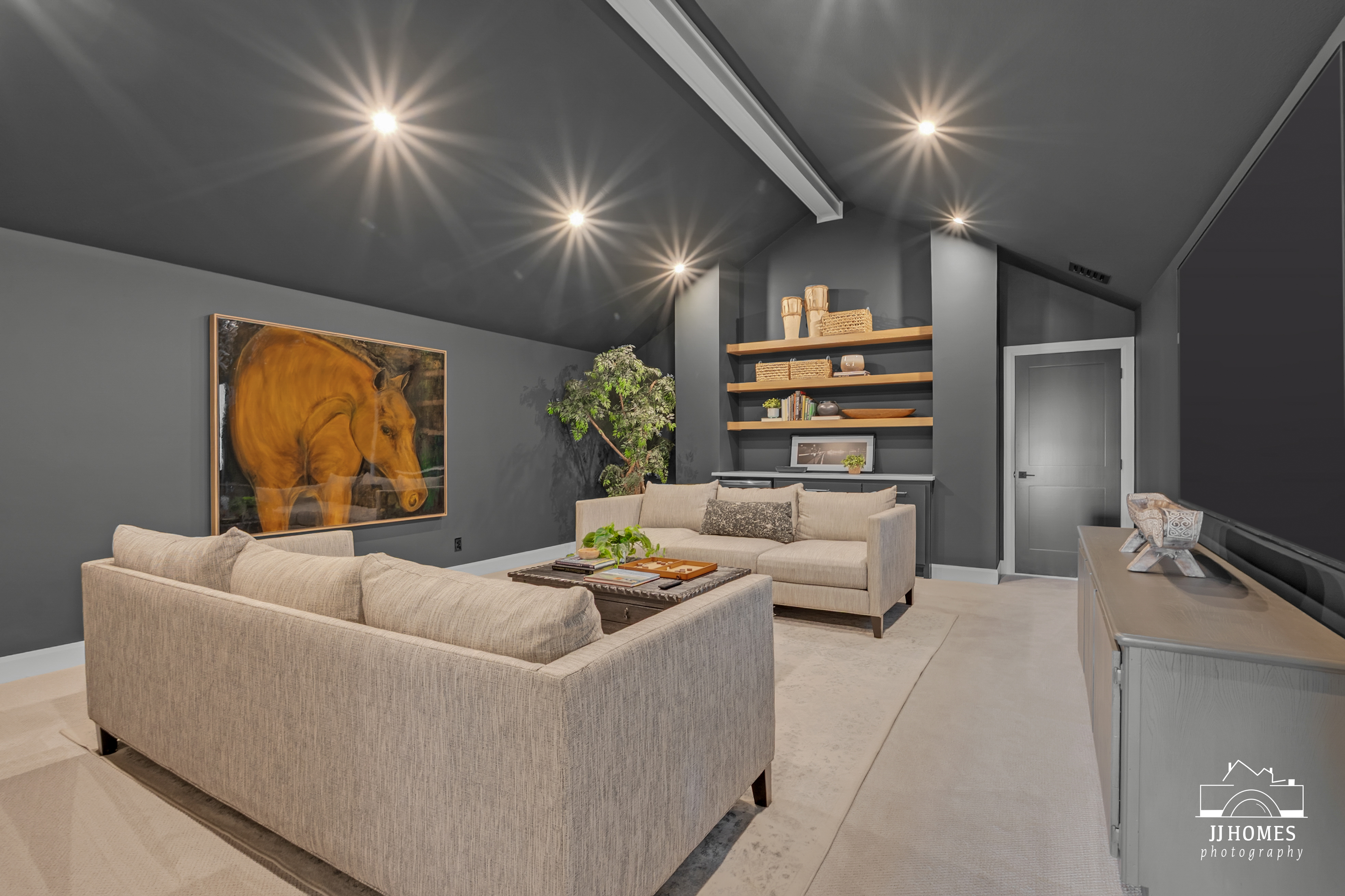 10609 S HOLLEY ST - Gallery Image 121