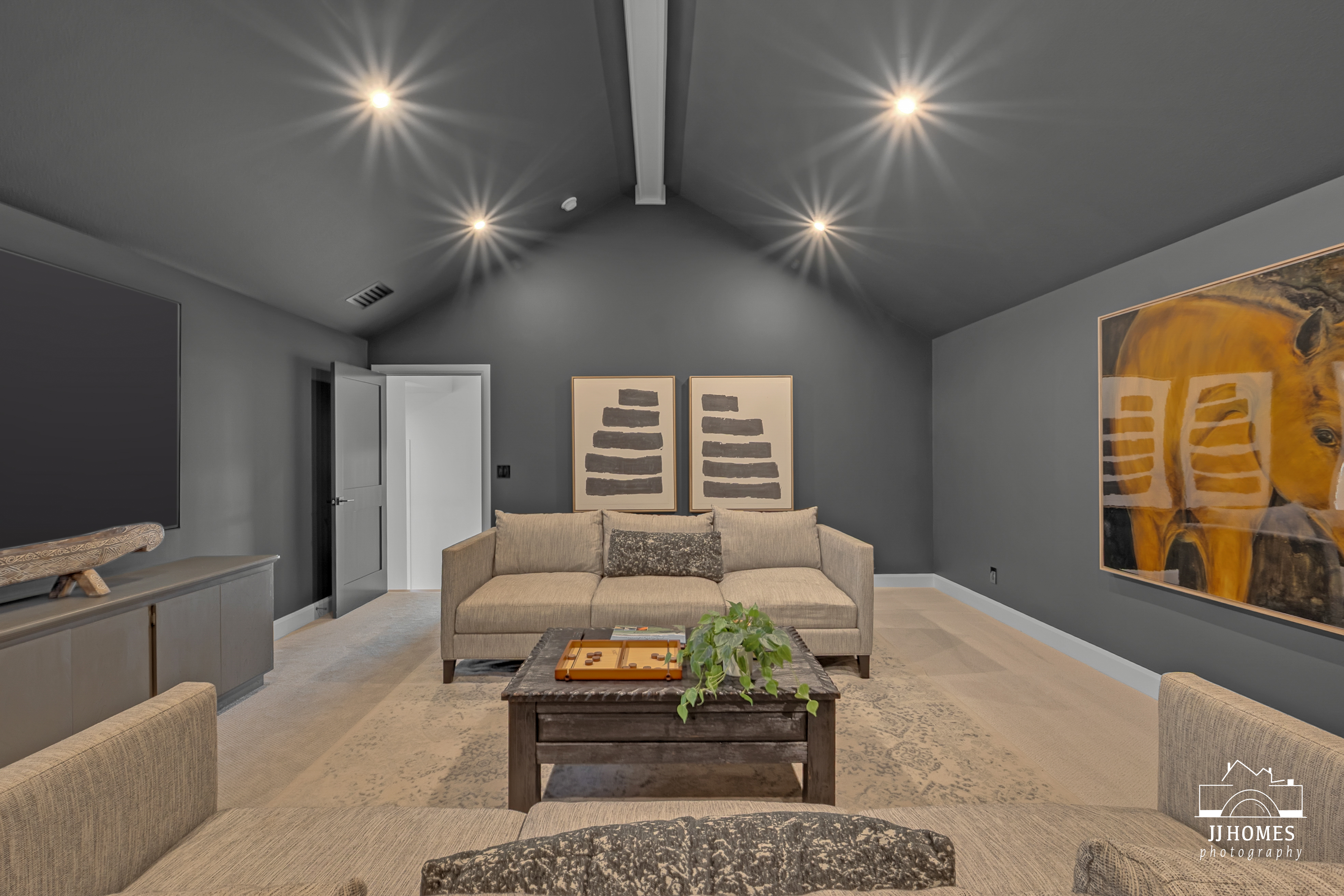 10609 S HOLLEY ST - Gallery Image 132