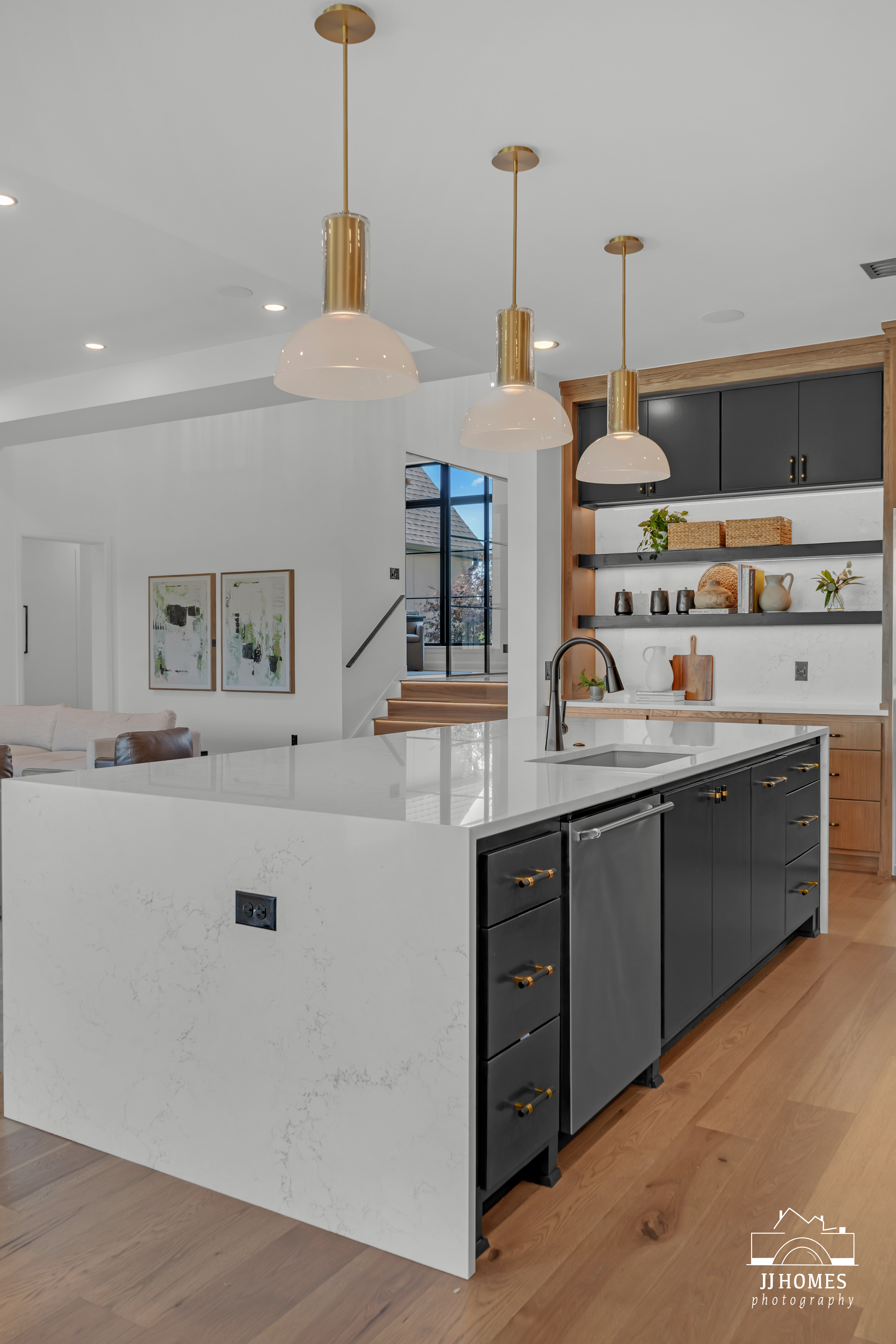 10609 S HOLLEY ST - Gallery Image 133
