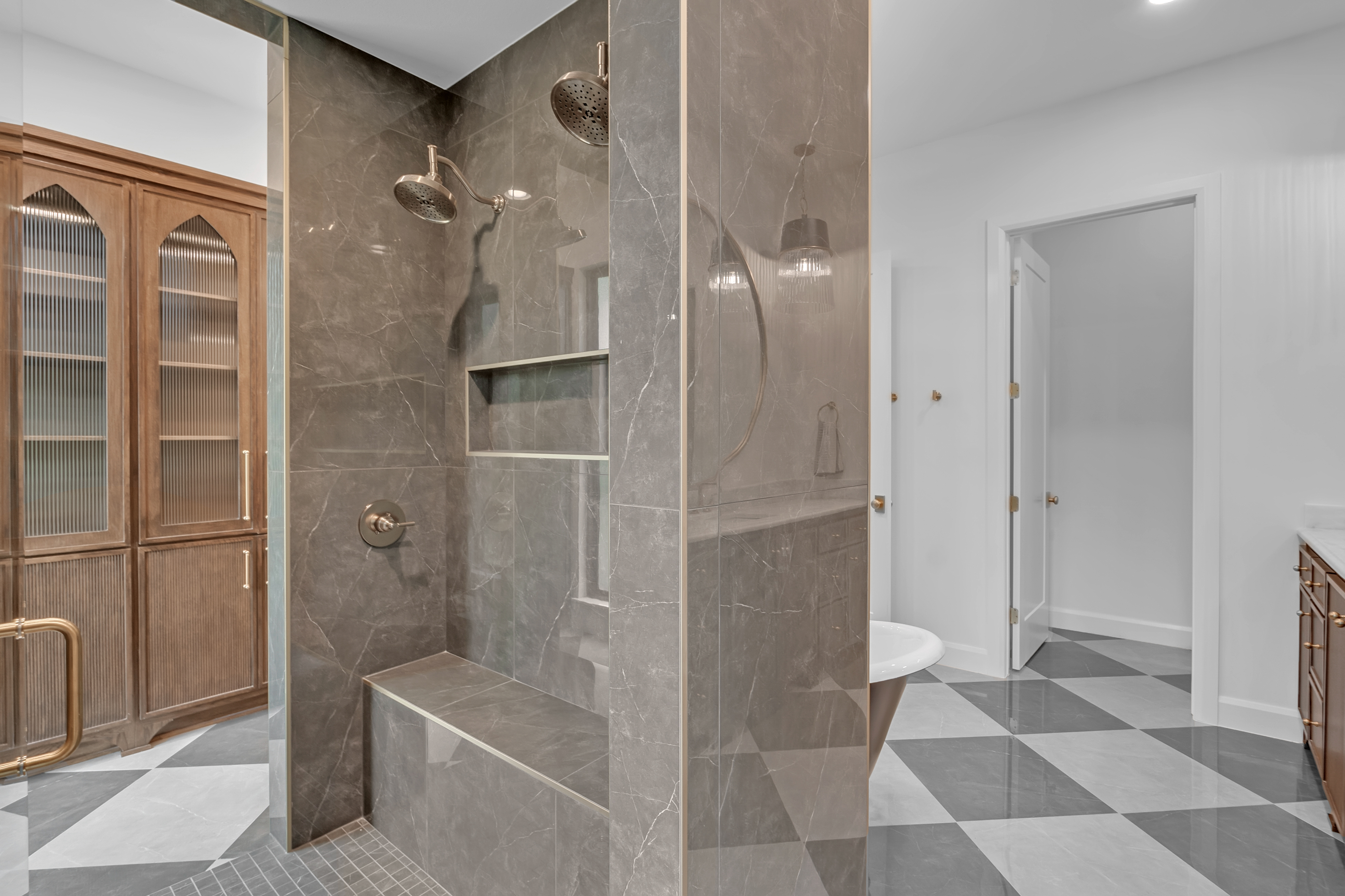 10604 S HOLLEY ST - Gallery Image 3