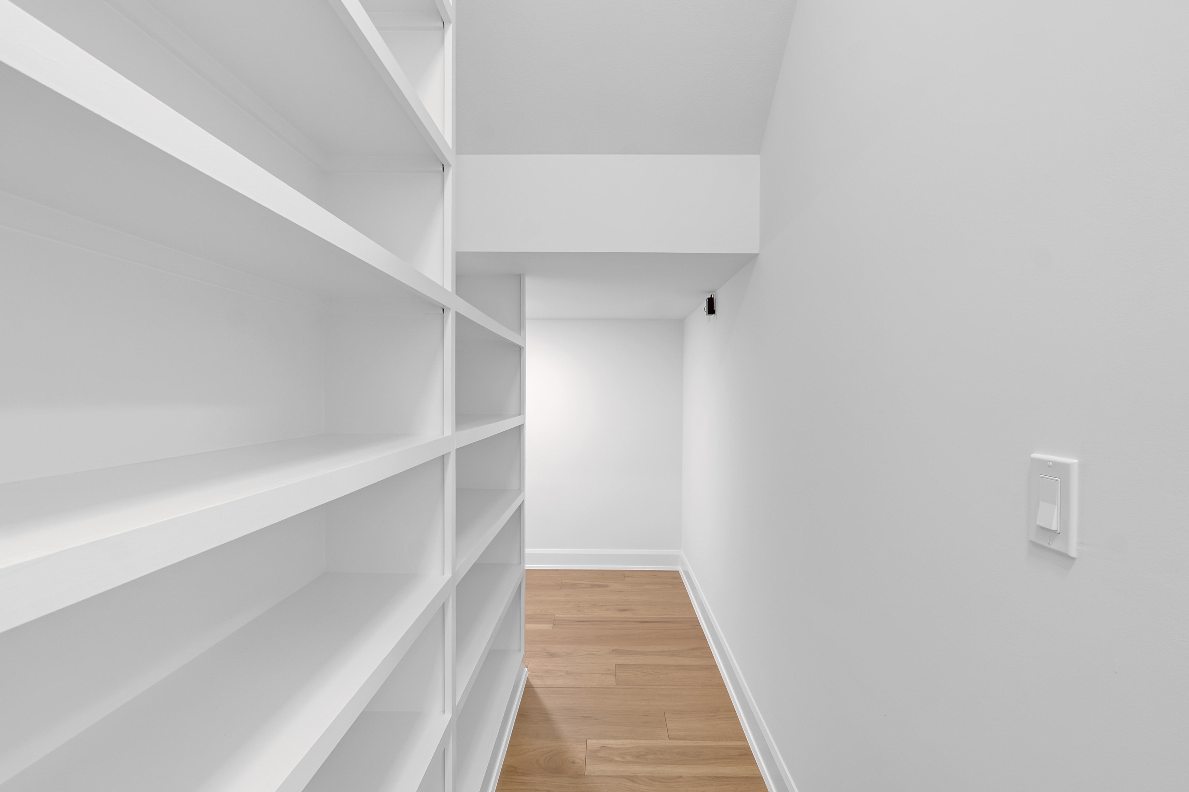 10604 S HOLLEY ST - Gallery Image 27