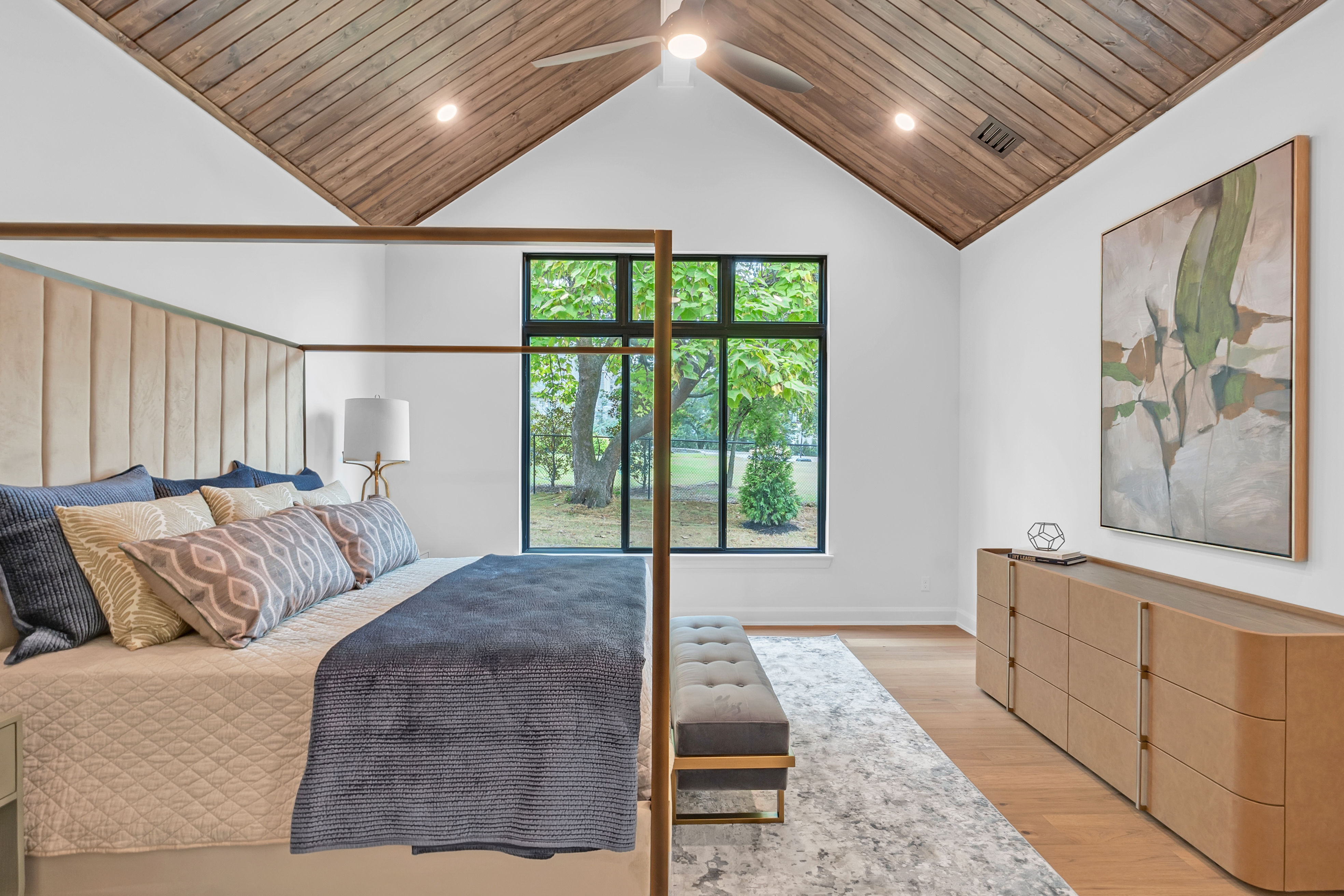 10604 S HOLLEY ST - Gallery Image 49