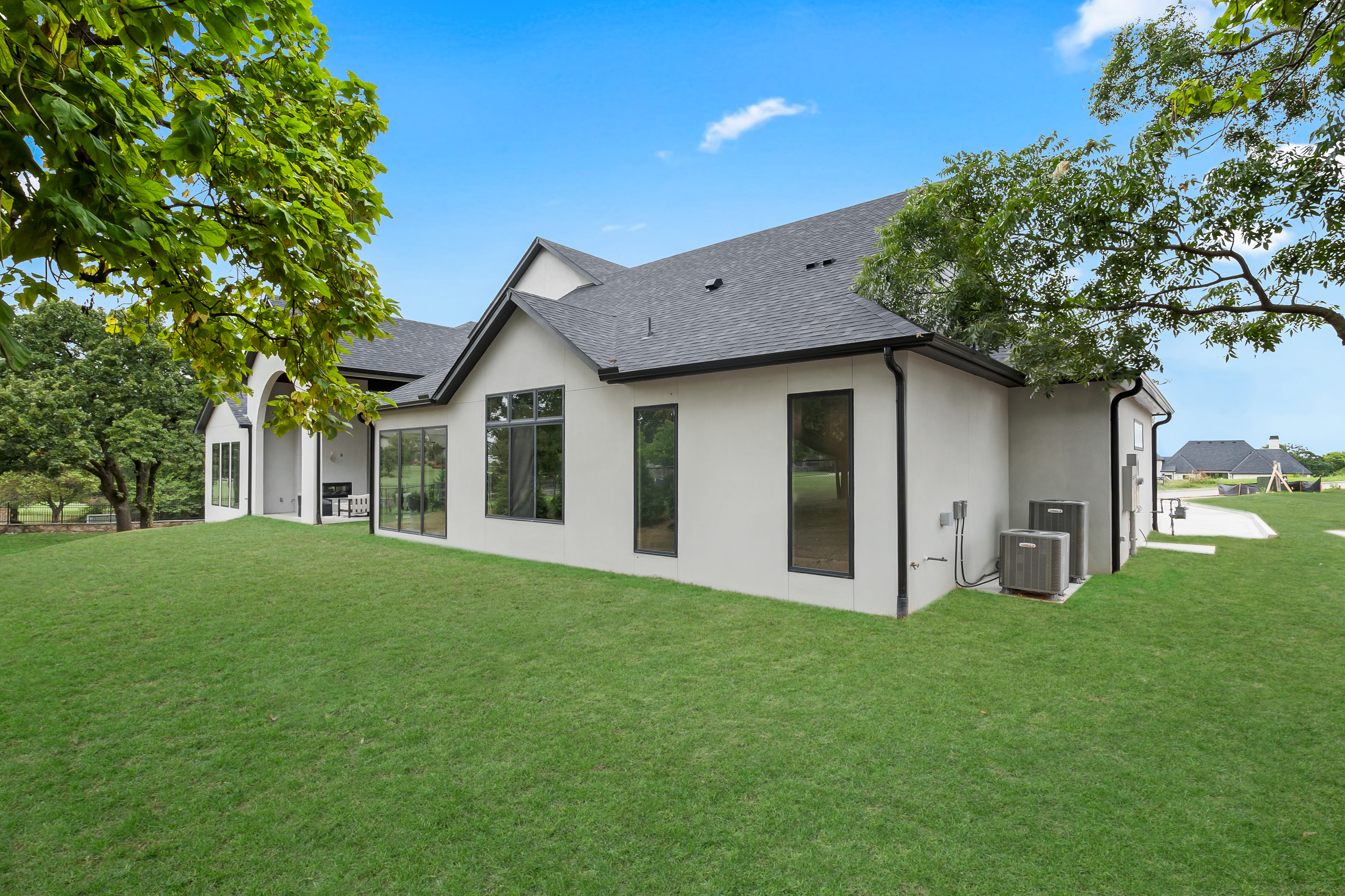 10604 S HOLLEY ST - Gallery Image 55