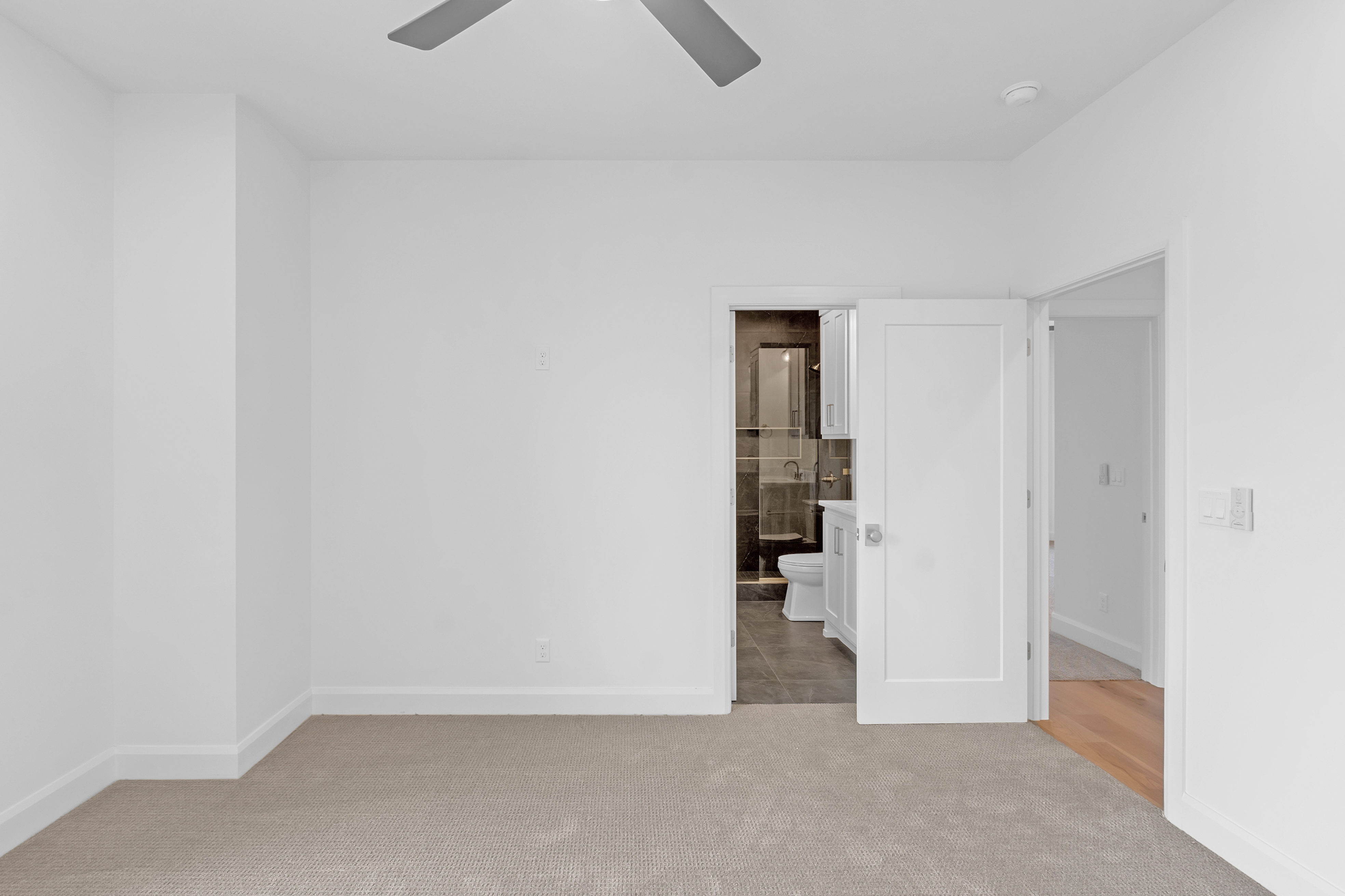 10604 S HOLLEY ST - Gallery Image 74