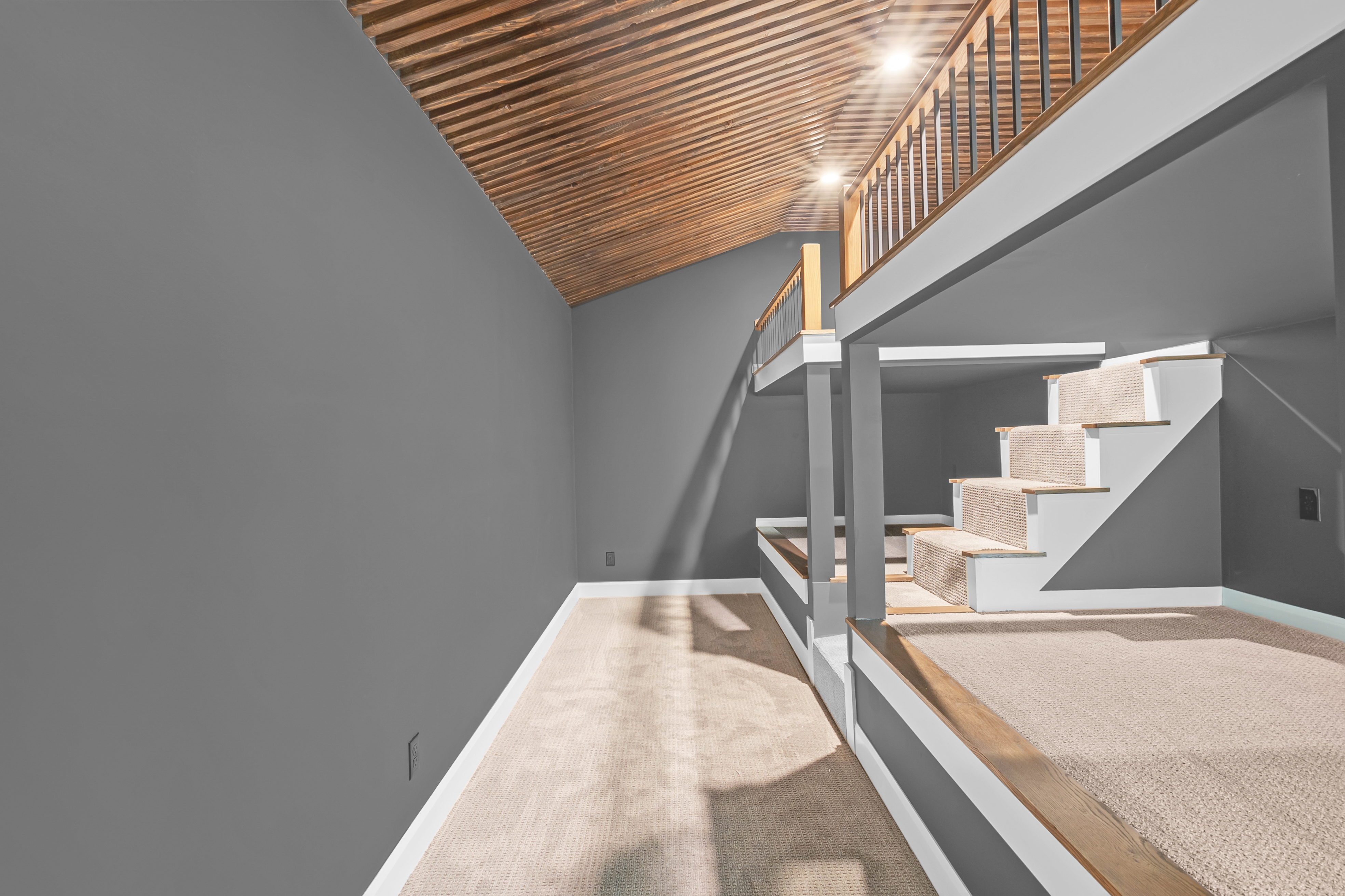 10604 S HOLLEY ST - Gallery Image 92