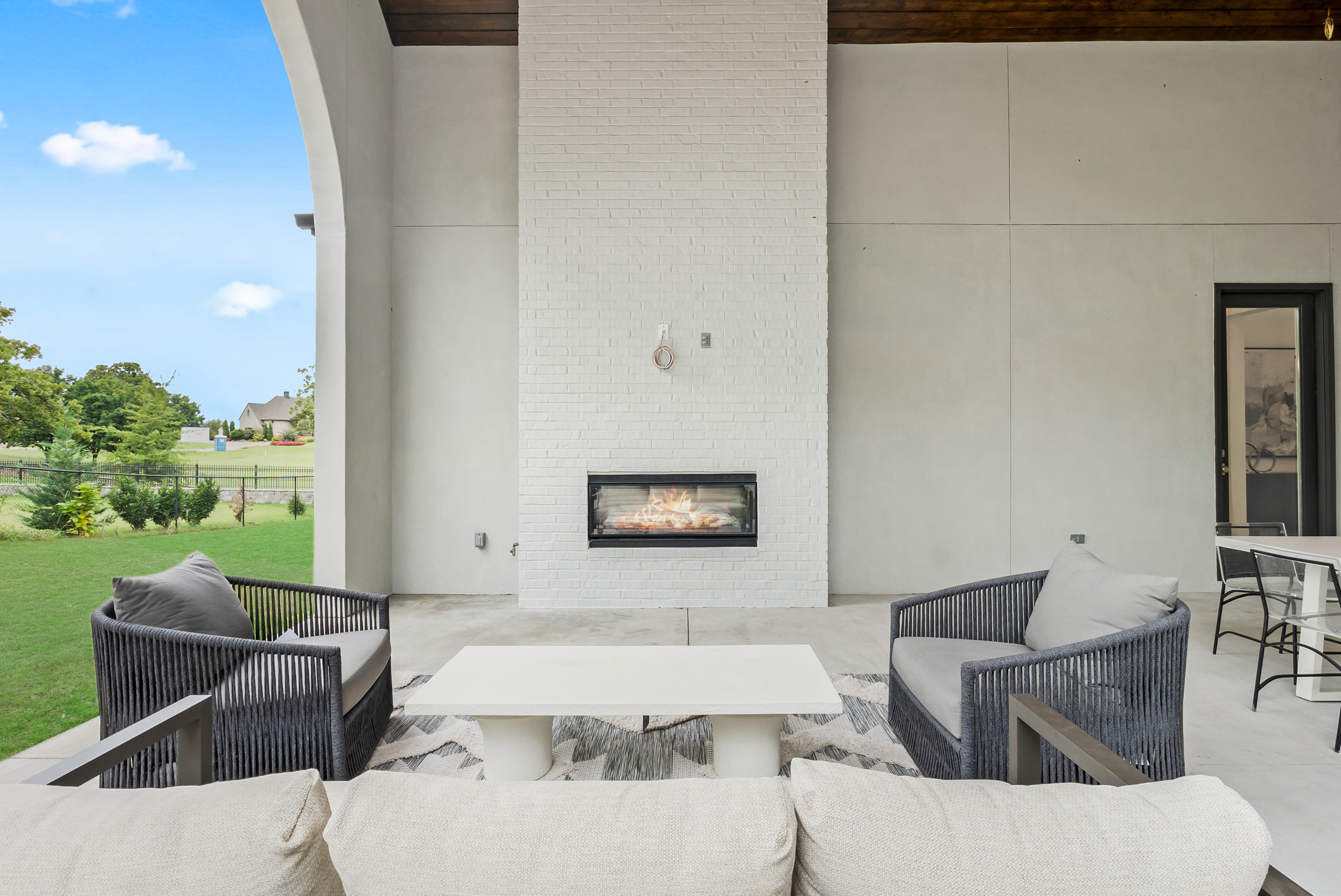 10604 S HOLLEY ST - Gallery Image 98