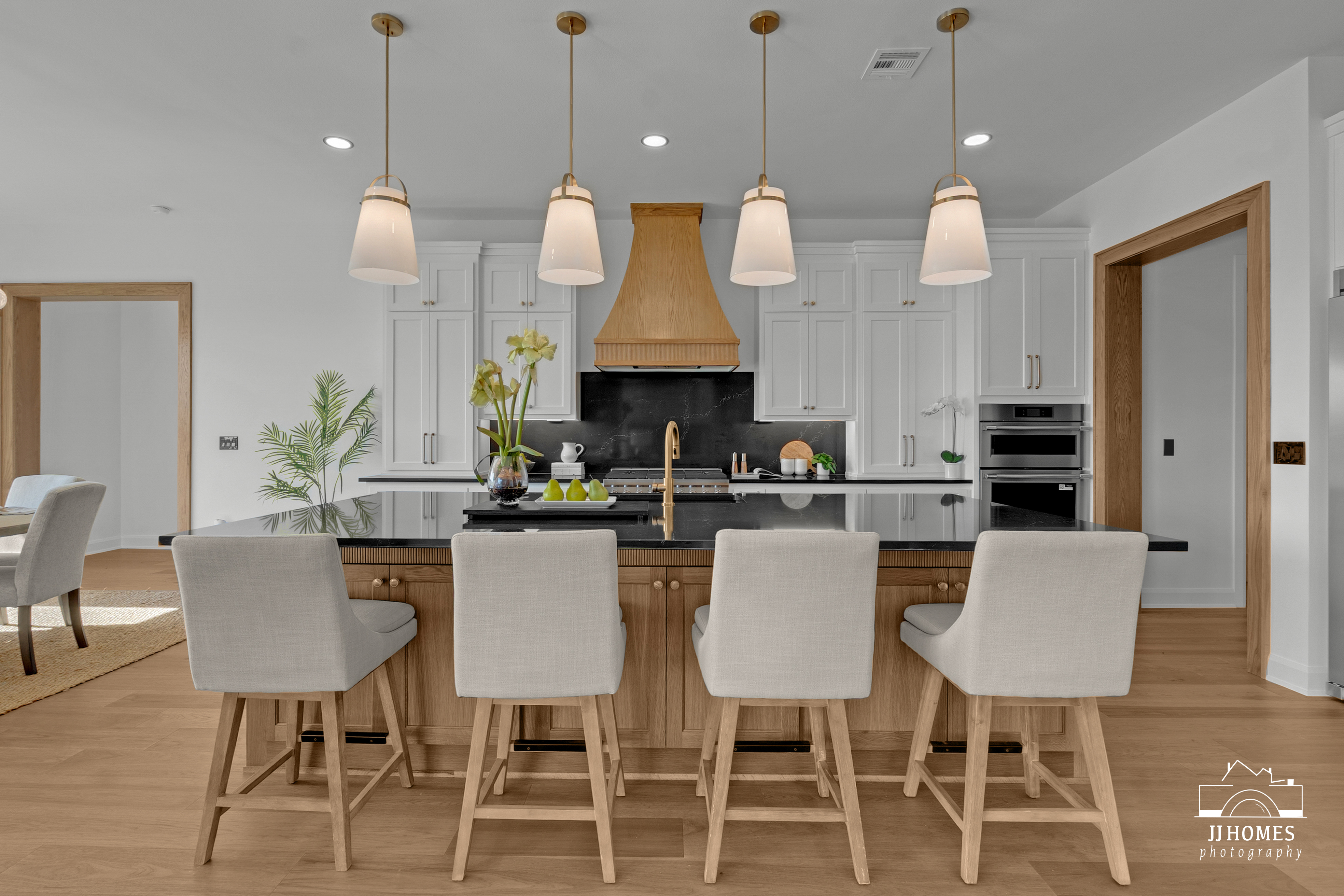 11105 S THOMAS TERRACE - Gallery Image 2
