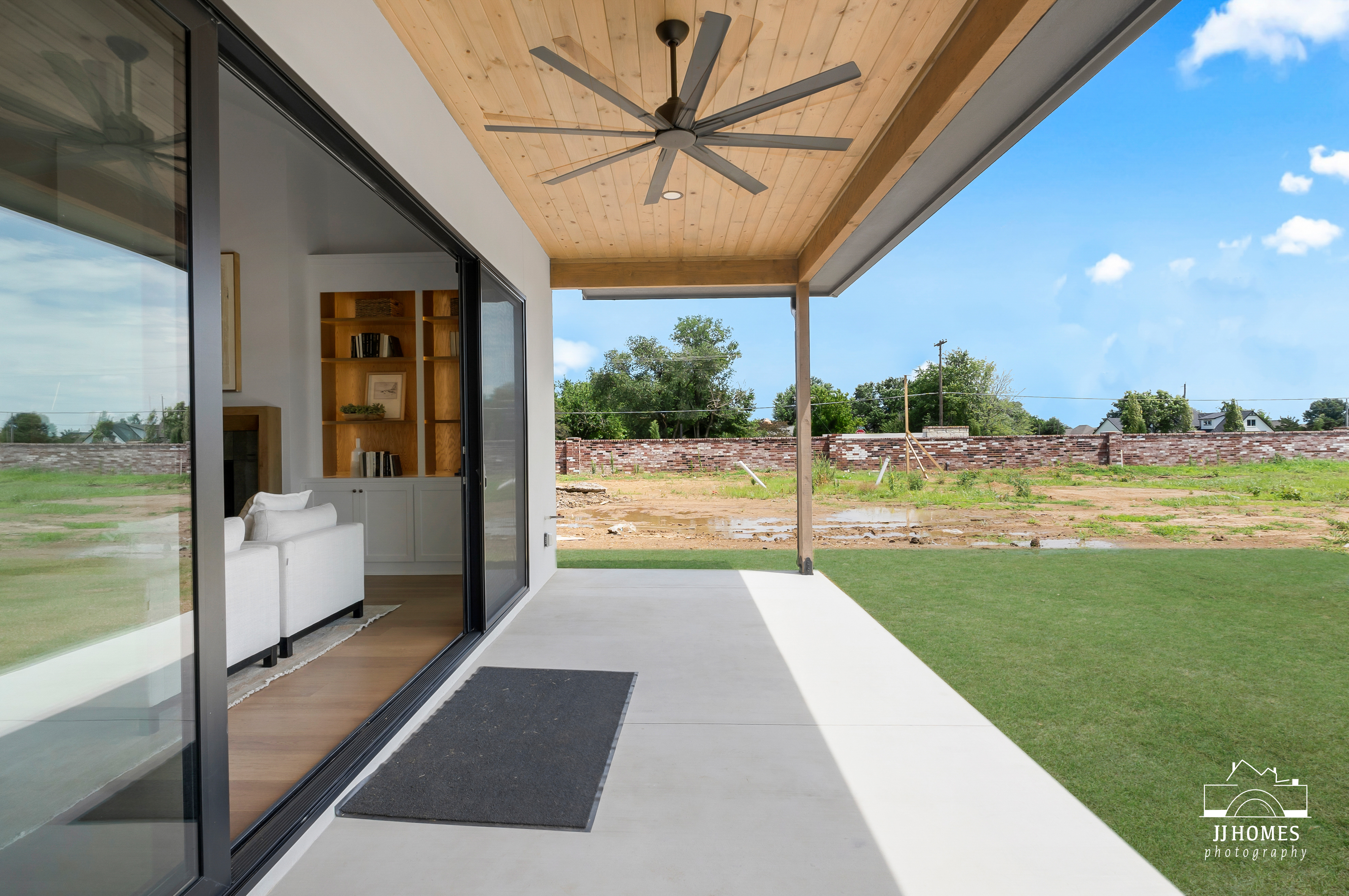 11105 S THOMAS TERRACE - Gallery Image 86
