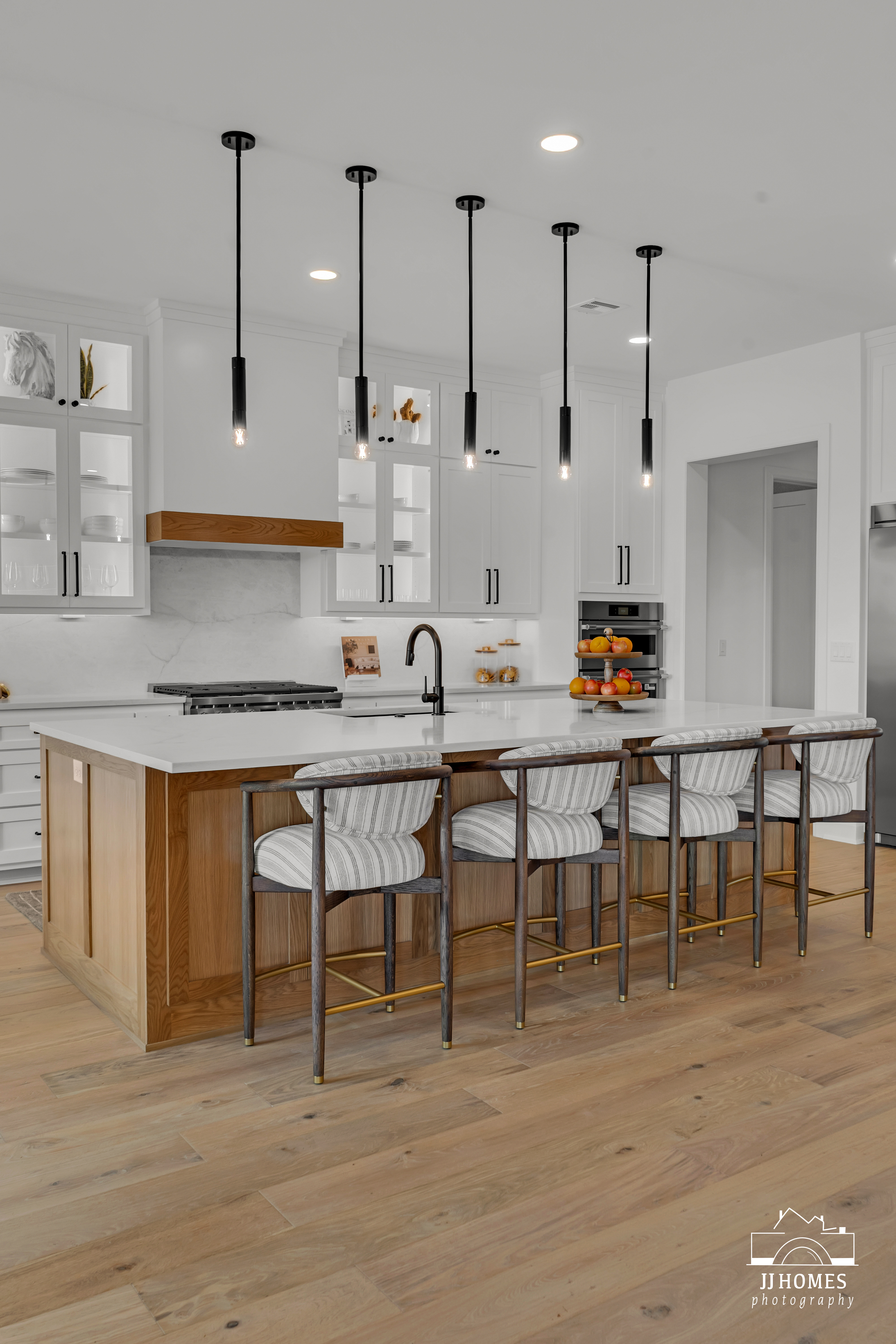 11113 S THOMAS TERRACE - Gallery Image 3