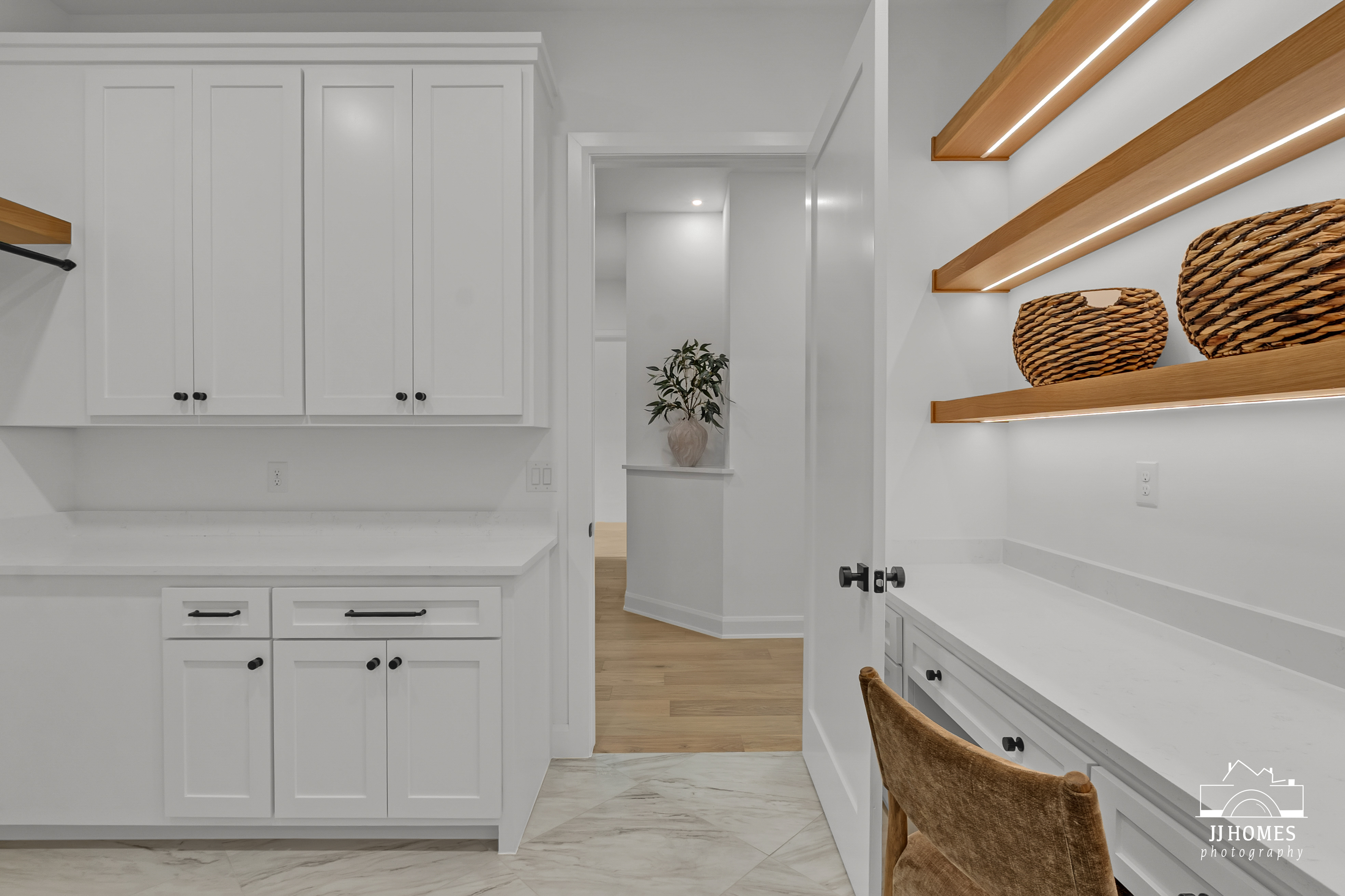 11113 S THOMAS TERRACE - Gallery Image 31