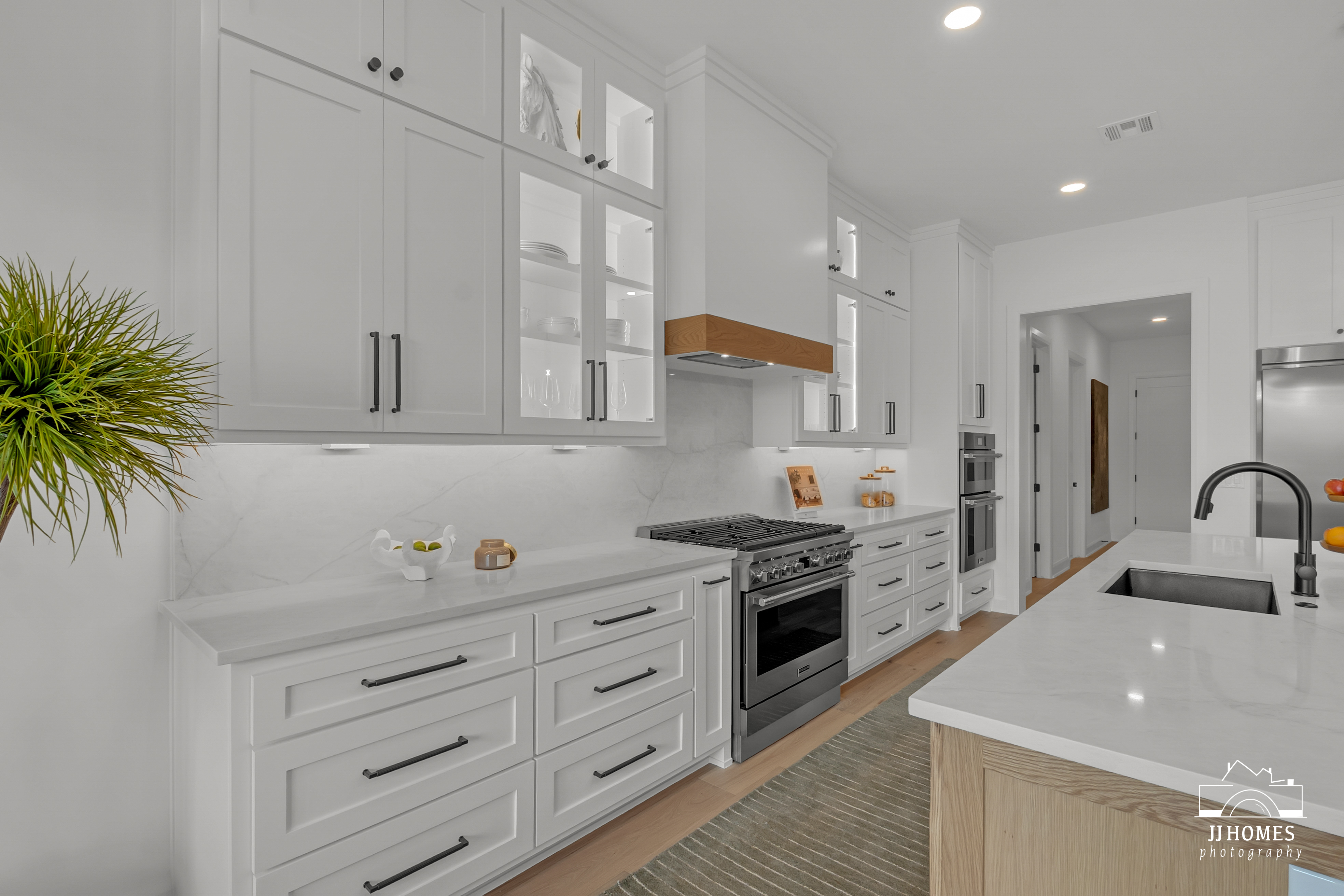 11113 S THOMAS TERRACE - Gallery Image 33