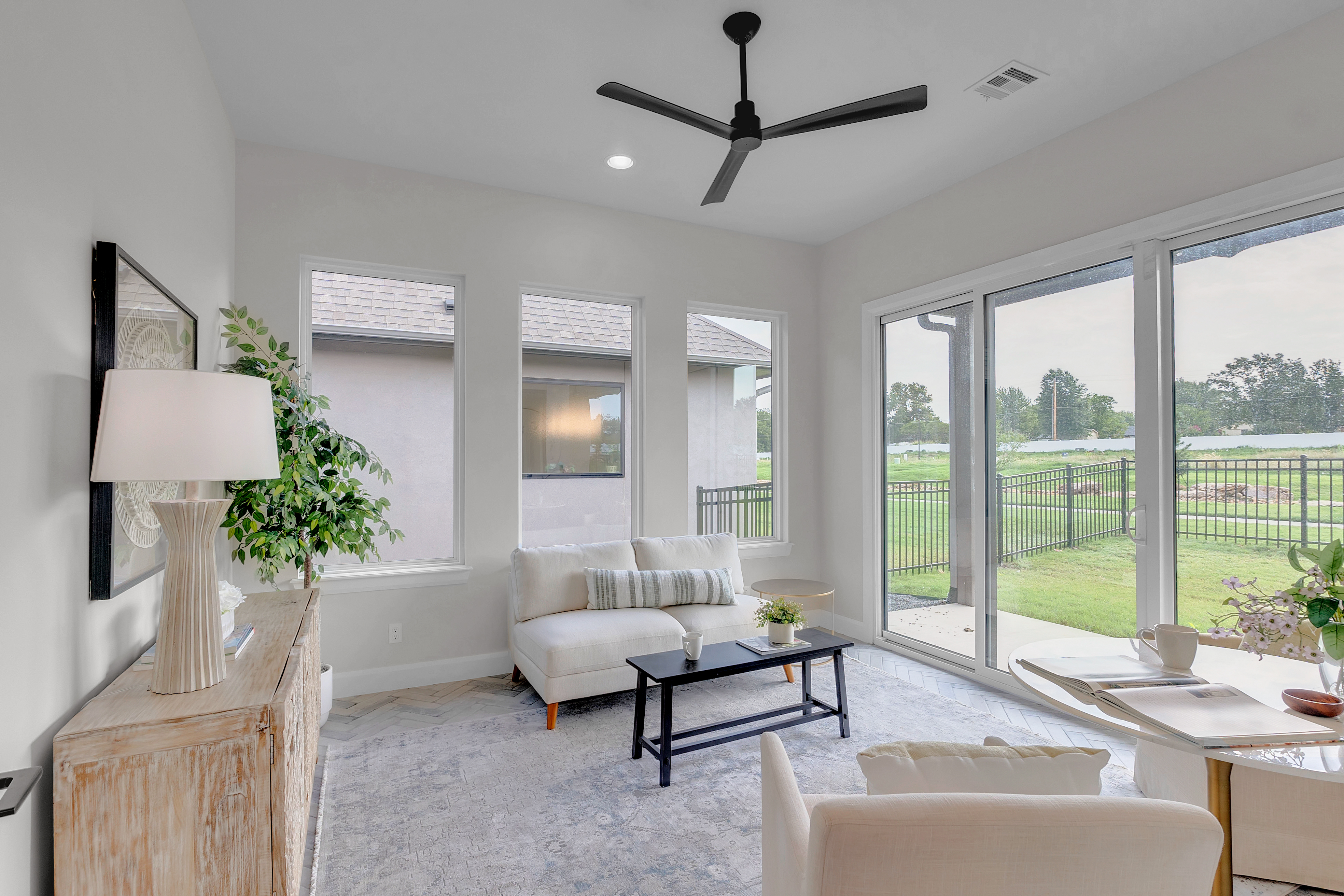 1207 N 71st - Gallery Image 3