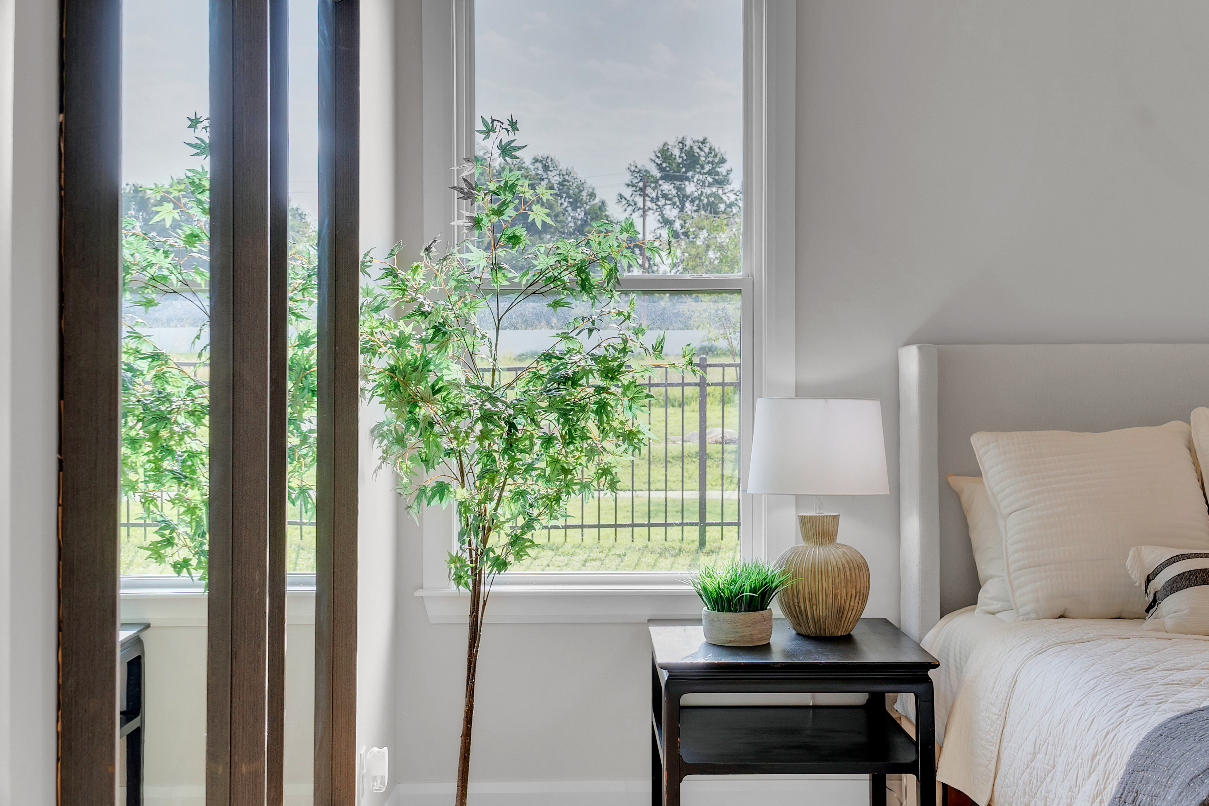1207 N 71st - Gallery Image 9