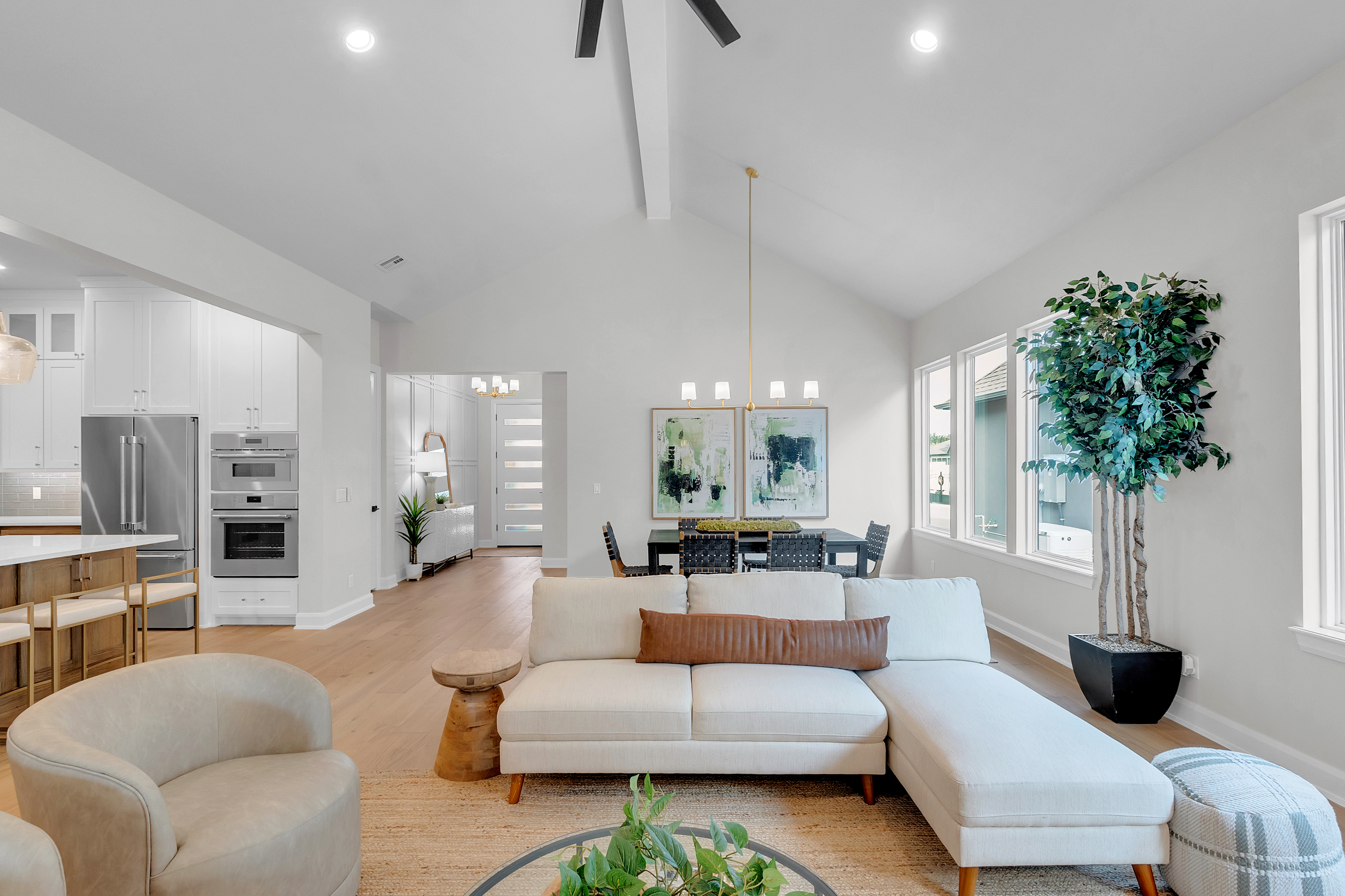 1207 N 71st - Gallery Image 12