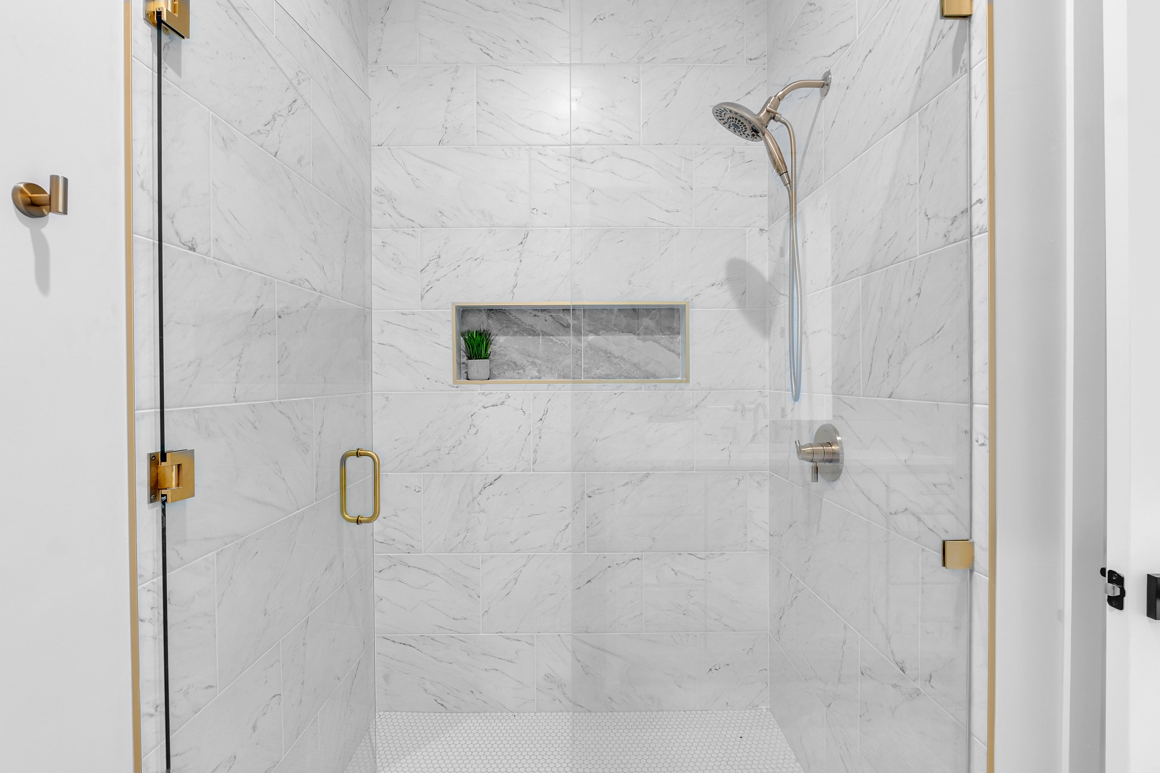 1207 N 71st - Gallery Image 22