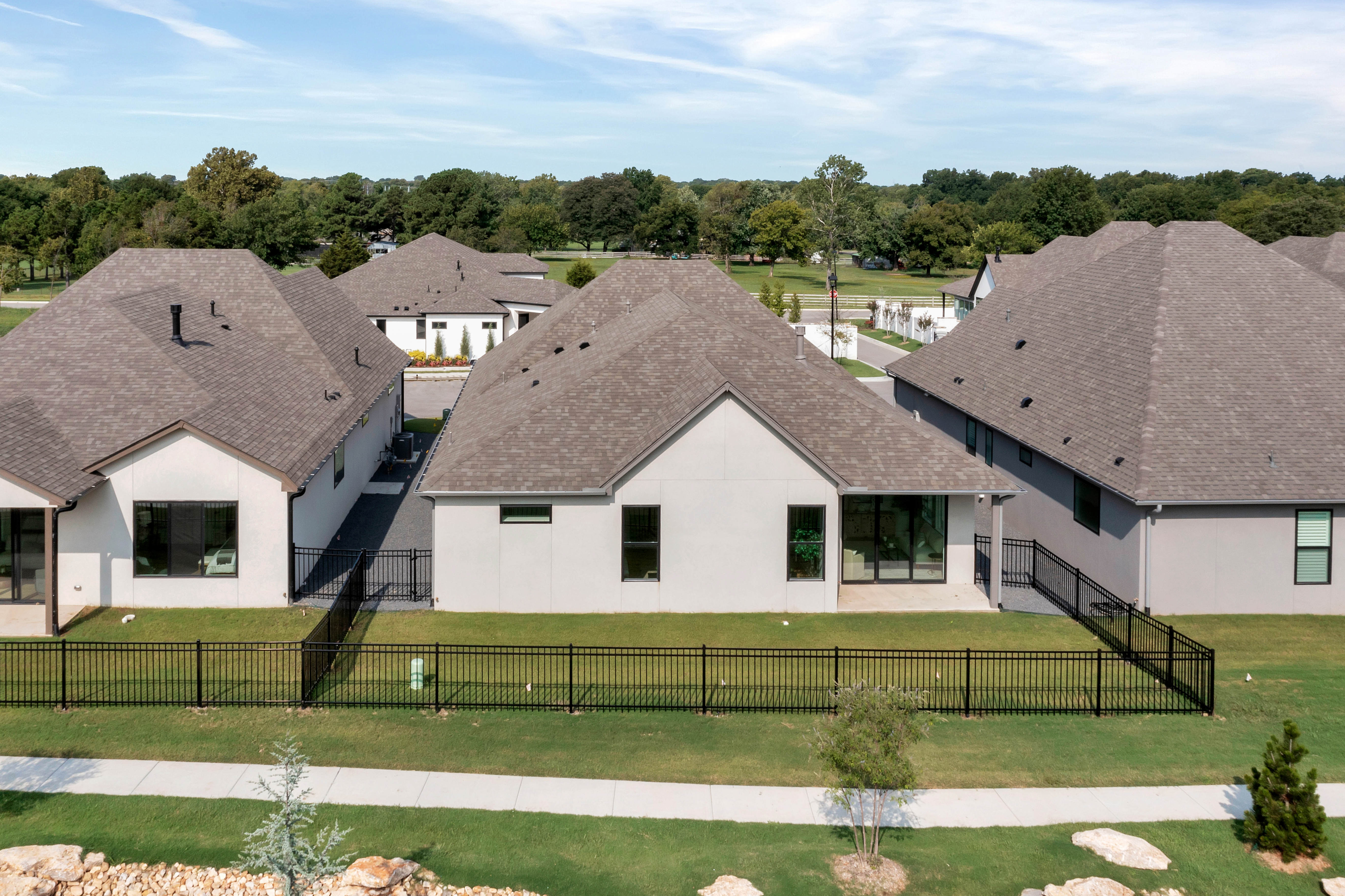 1207 N 71st - Gallery Image 37