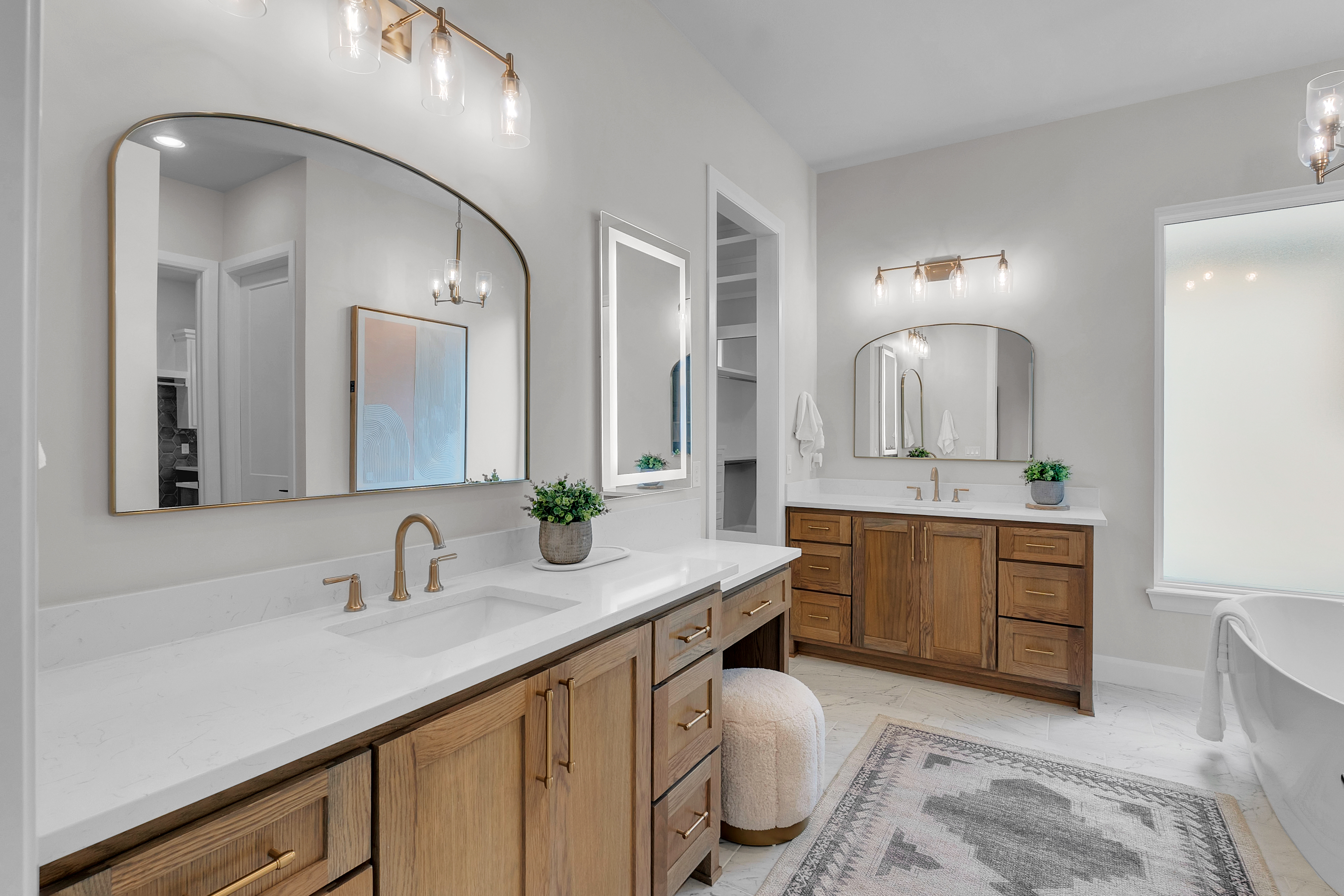 1207 N 71st - Gallery Image 45