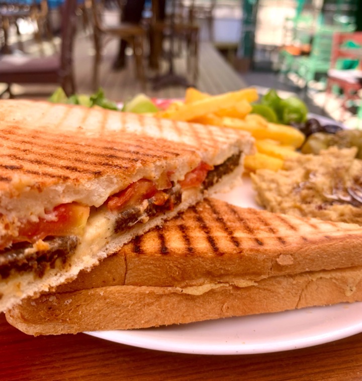 Breakfast plate with Terra sucuk toast