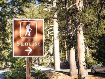 Sunrise Lakes Trail