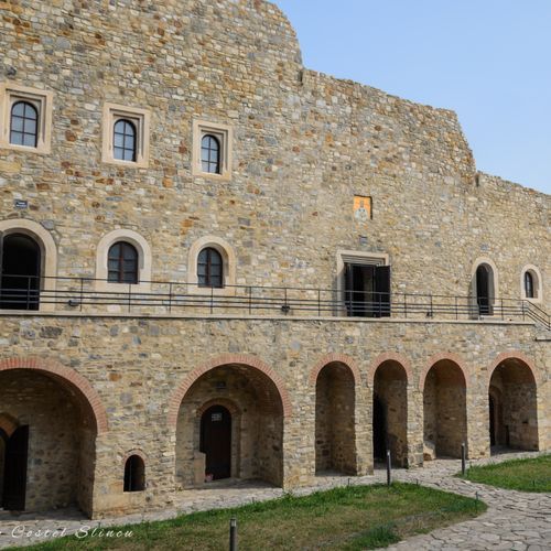 Fortress Arch