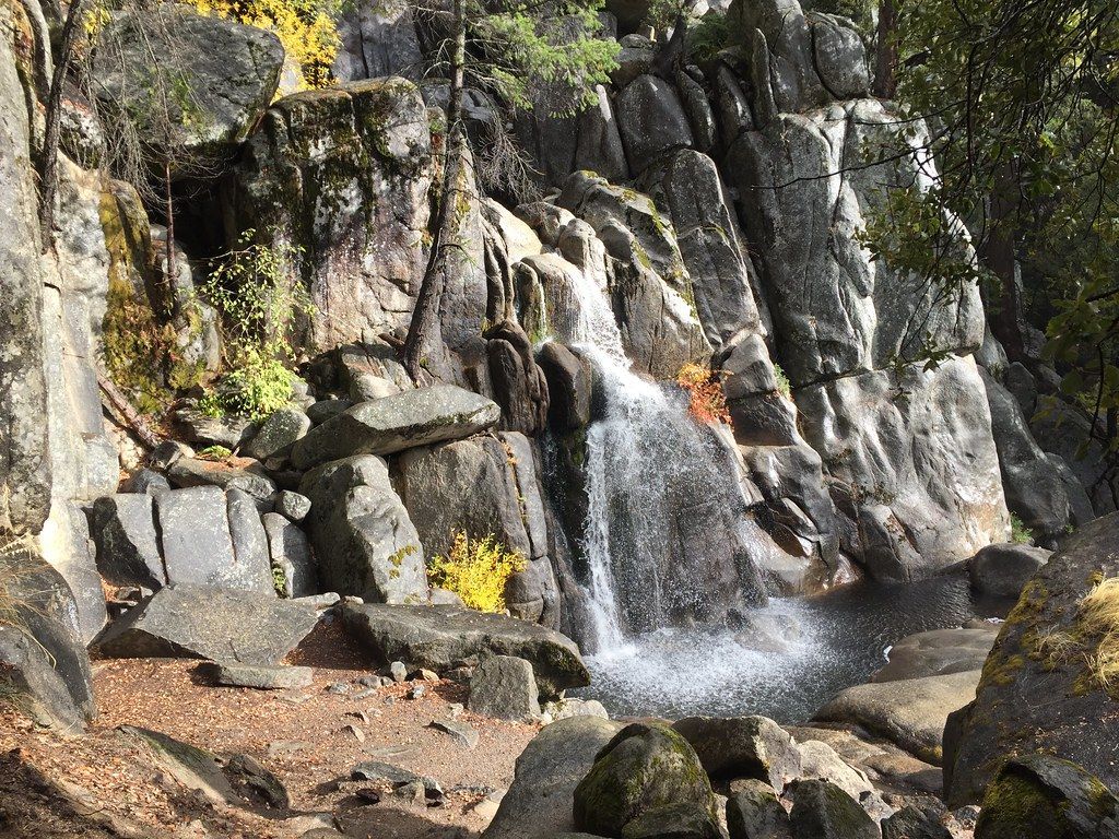 Chilnualna Falls Trail, Yosemite National Park