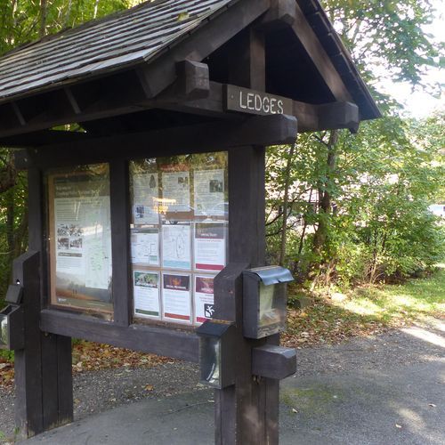 Ledges Trail