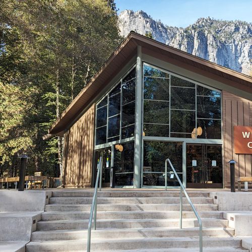 Yosemite Valley Welcome Center