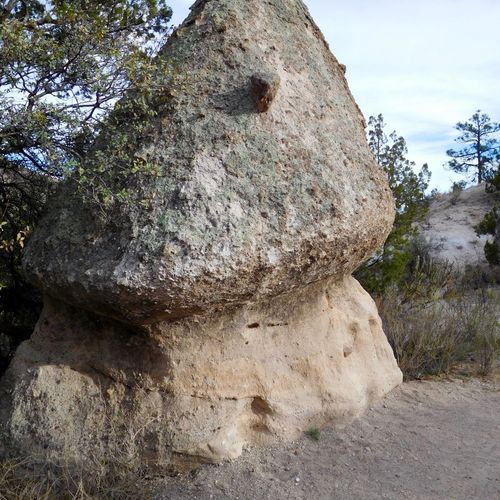 Eagle Cliff Boulder House