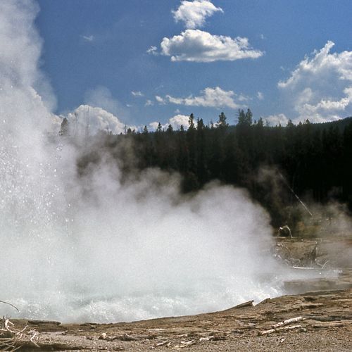Upper Geyser Basin Trail