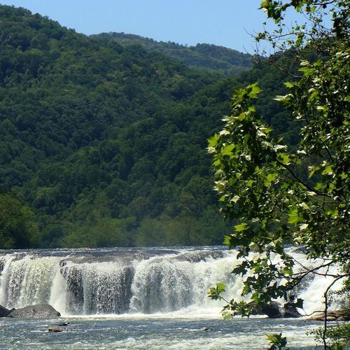 Sandstone Falls Boardwalk