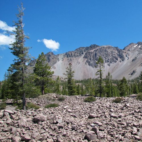 Cluster Lakes Trail