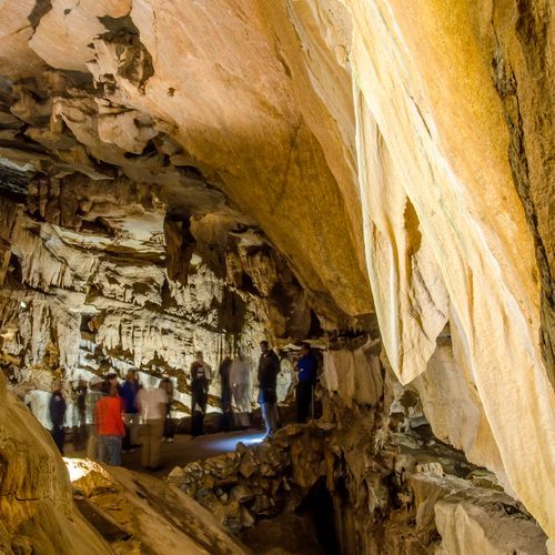 Crystal Cave Trail
