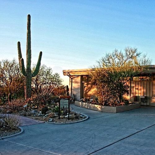Rincon Mountain Visitor Center (East)