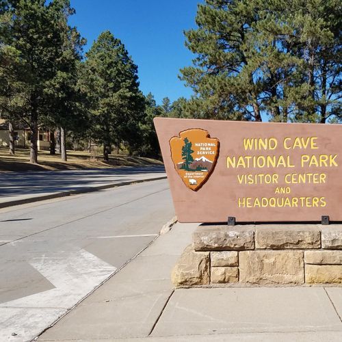 Wind Cave Visitor Center