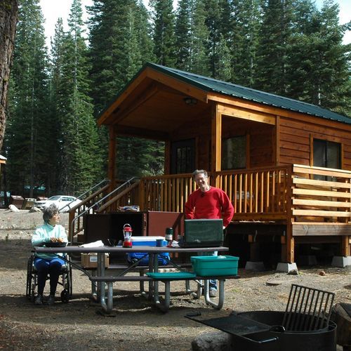 Manzanita Lake Campground